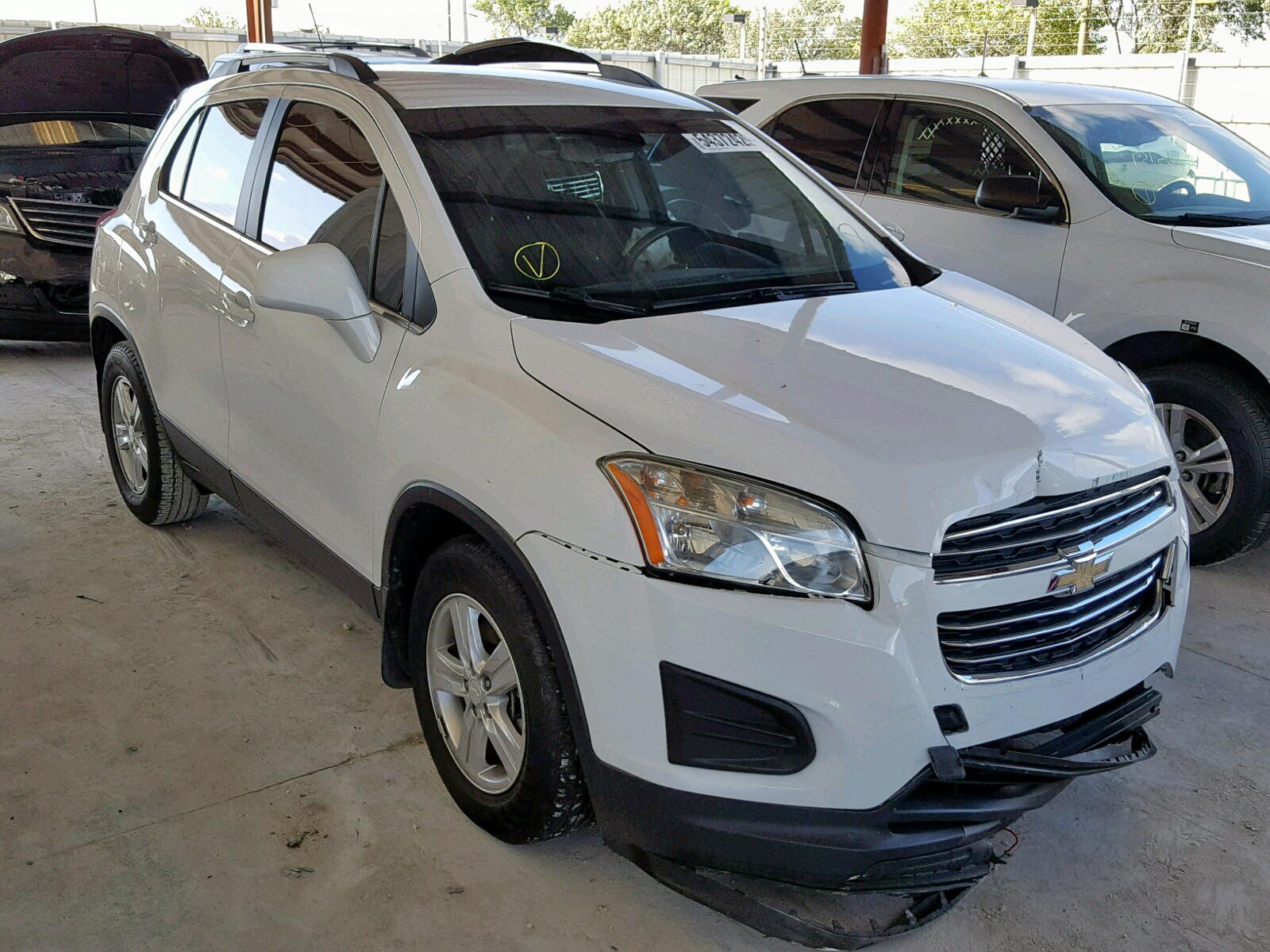 CHEVROLET TRAX 1LT 2016 with VIN 3GNCJLSBXGL265734 - Photo from auction