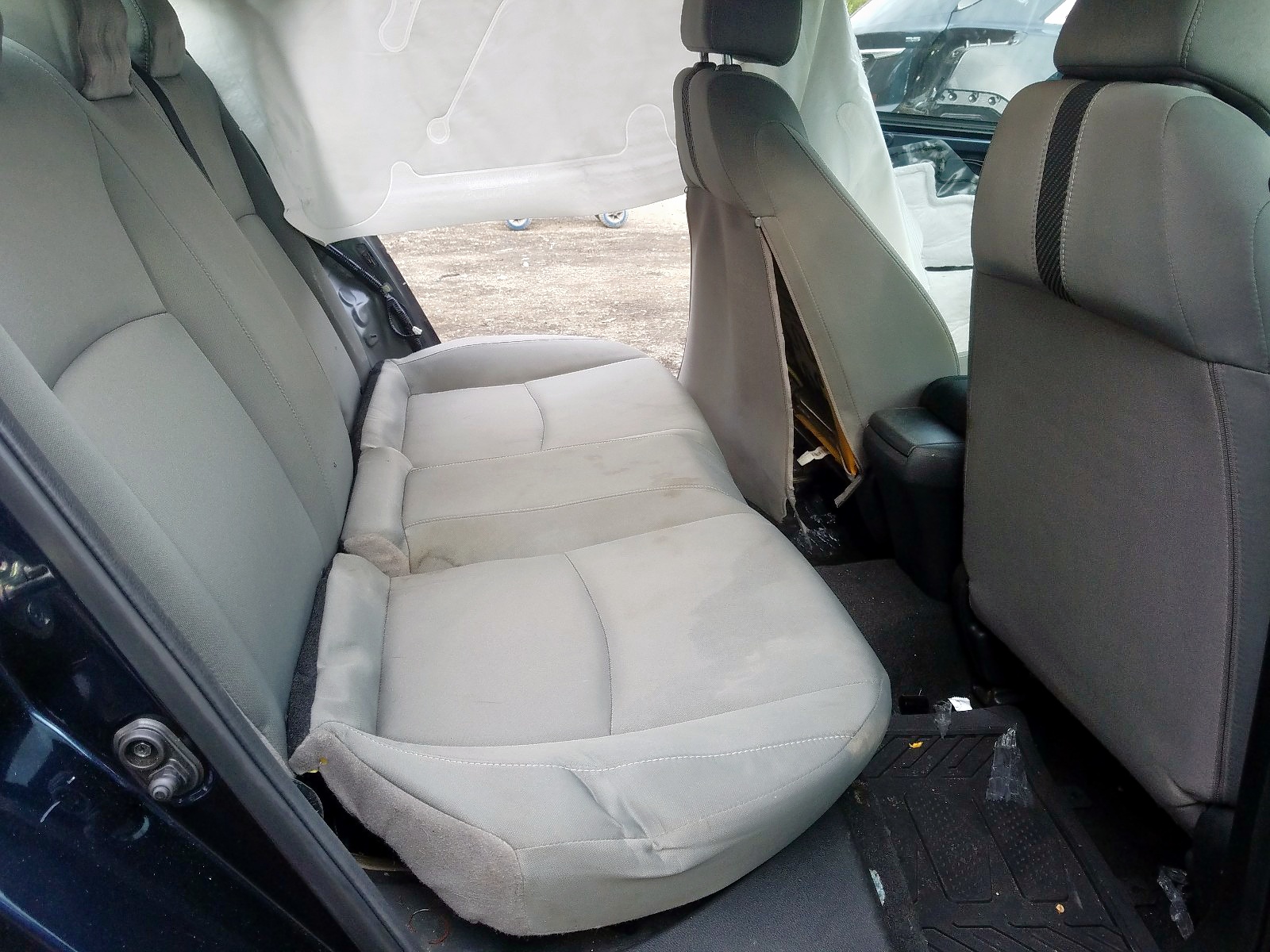 Photo 6 from auction – 2016 HONDA CIVIC LX with VIN 19XFC2F55GE227332