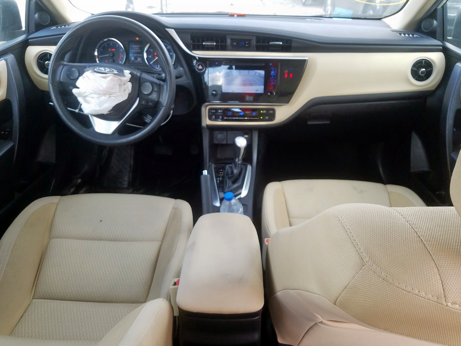 Photo 9 from auction – 2018 TOYOTA COROLLA L with VIN 5YFBURHE1JP788702
