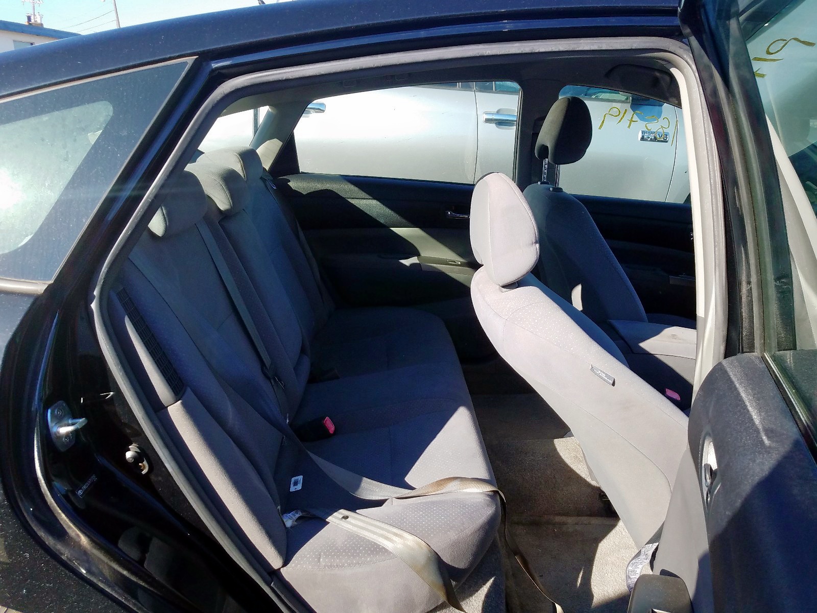 Photo 6 from auction – 2006 TOYOTA PRIUS with VIN JTDKB20U767510041
