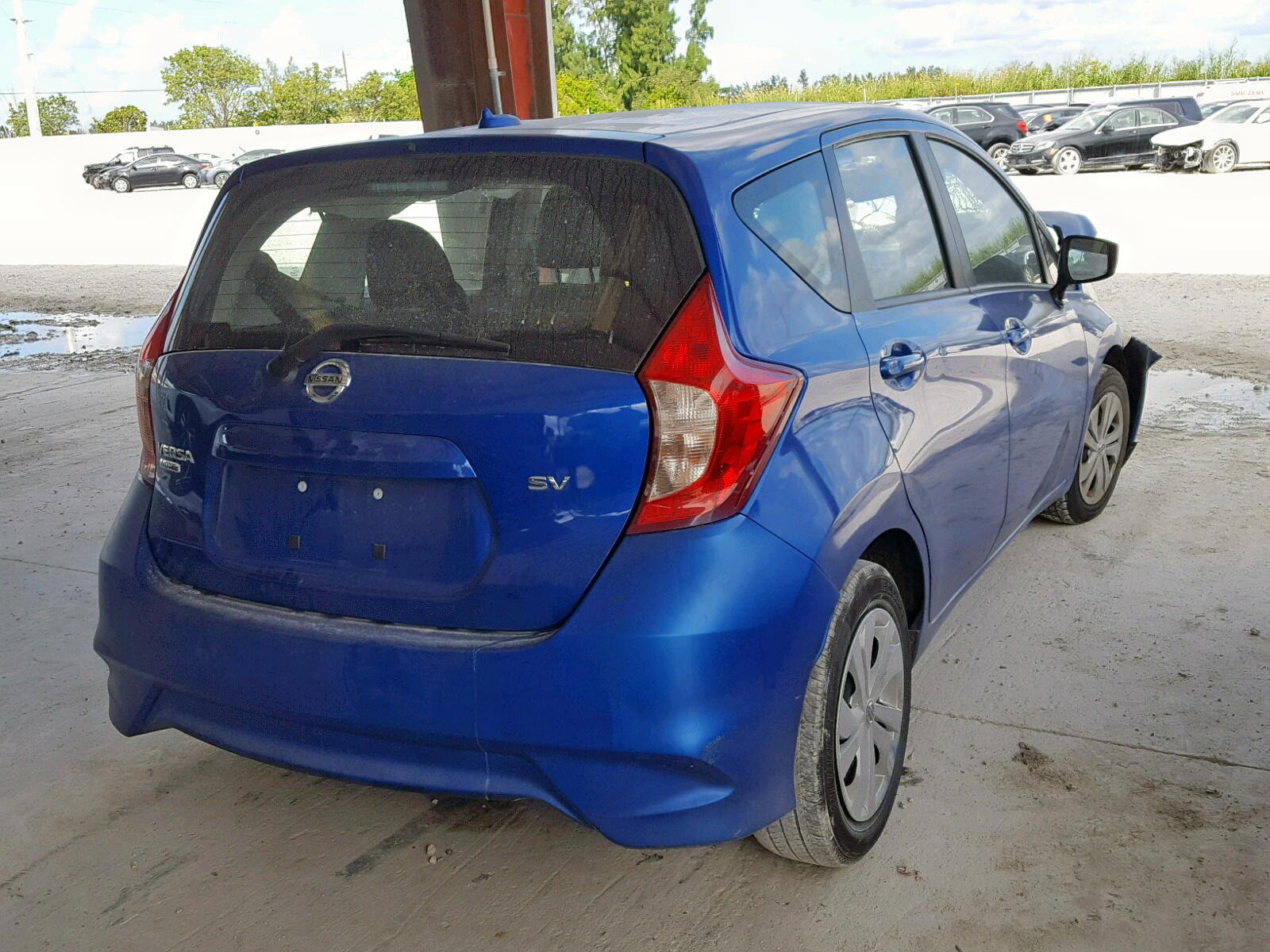Photo 4 from auction – 2017 NISSAN VERSA NOTE with VIN 3N1CE2CP5HL362507