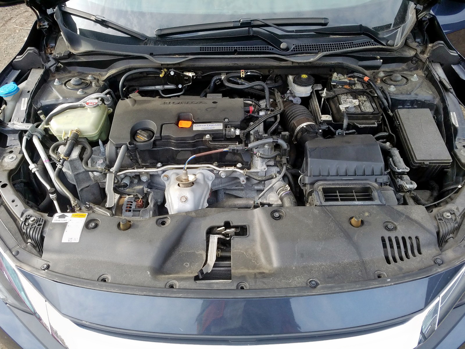 Photo 7 from auction – 2016 HONDA CIVIC LX with VIN 19XFC2F55GE227332