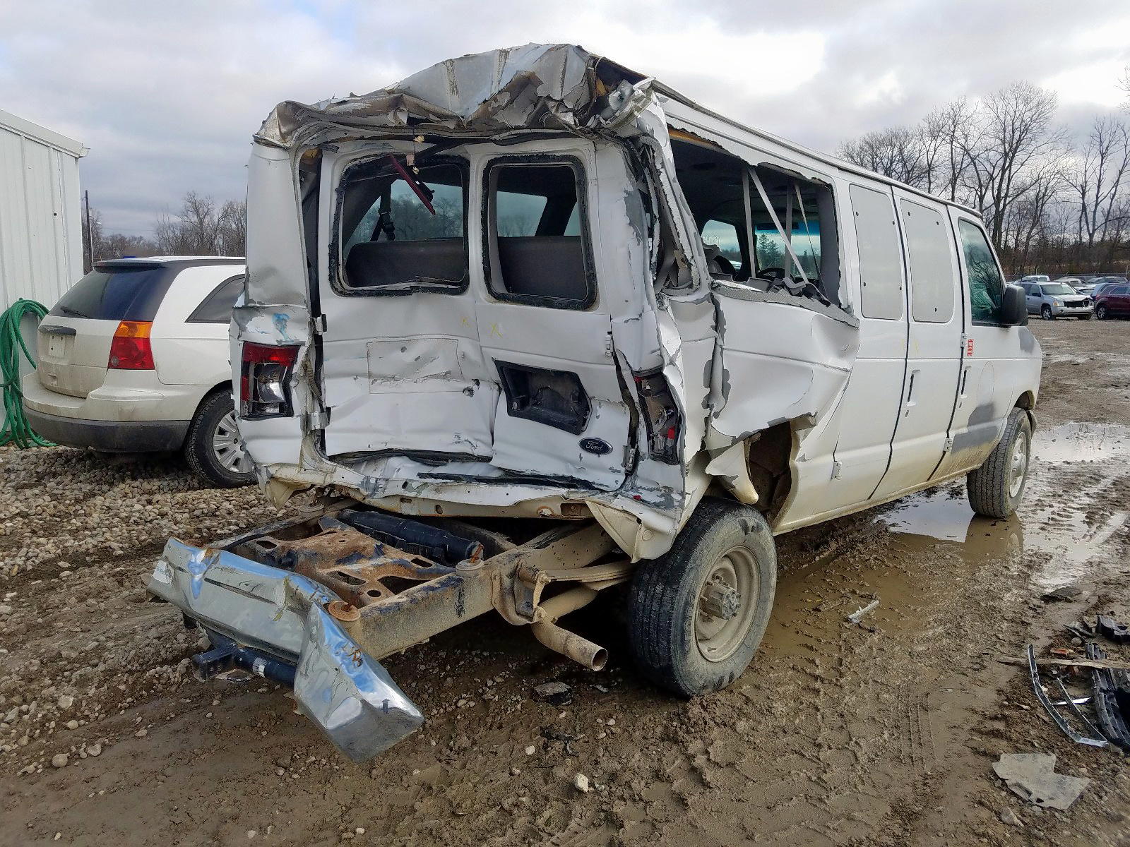 Photo 4 from auction – 2006 FORD ECONOLINE with VIN 1FBSS31L46HB40967