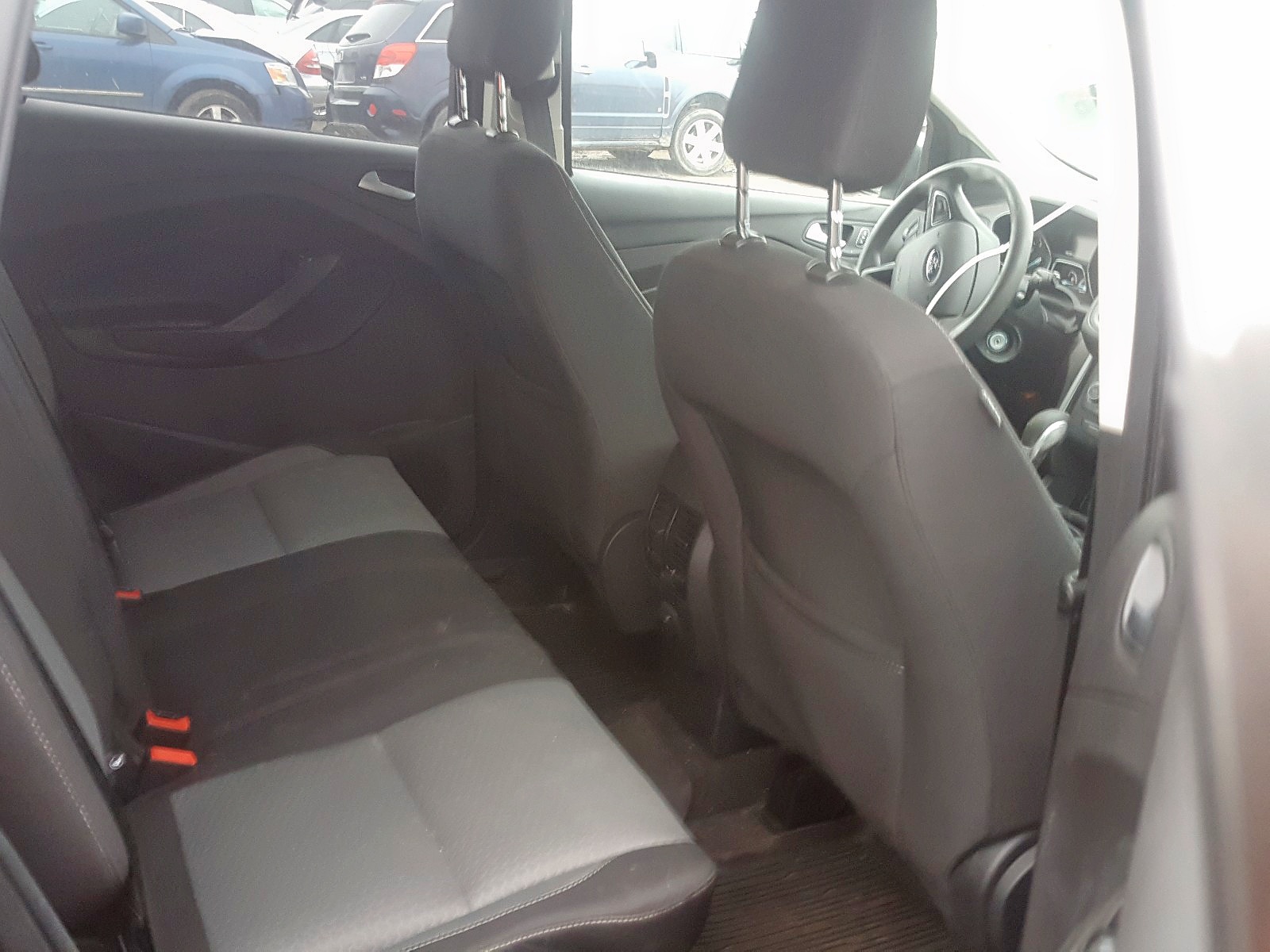 Photo 6 from auction – 2018 FORD ESCAPE SE with VIN 1FMCU9GD4JUB82757