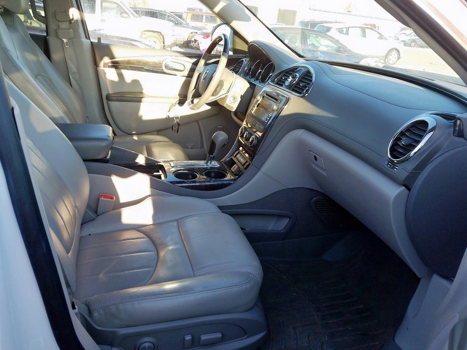 Photo 5 from auction – 2016 BUICK ENCLAVE with VIN 5GAKVCKD5GJ302515