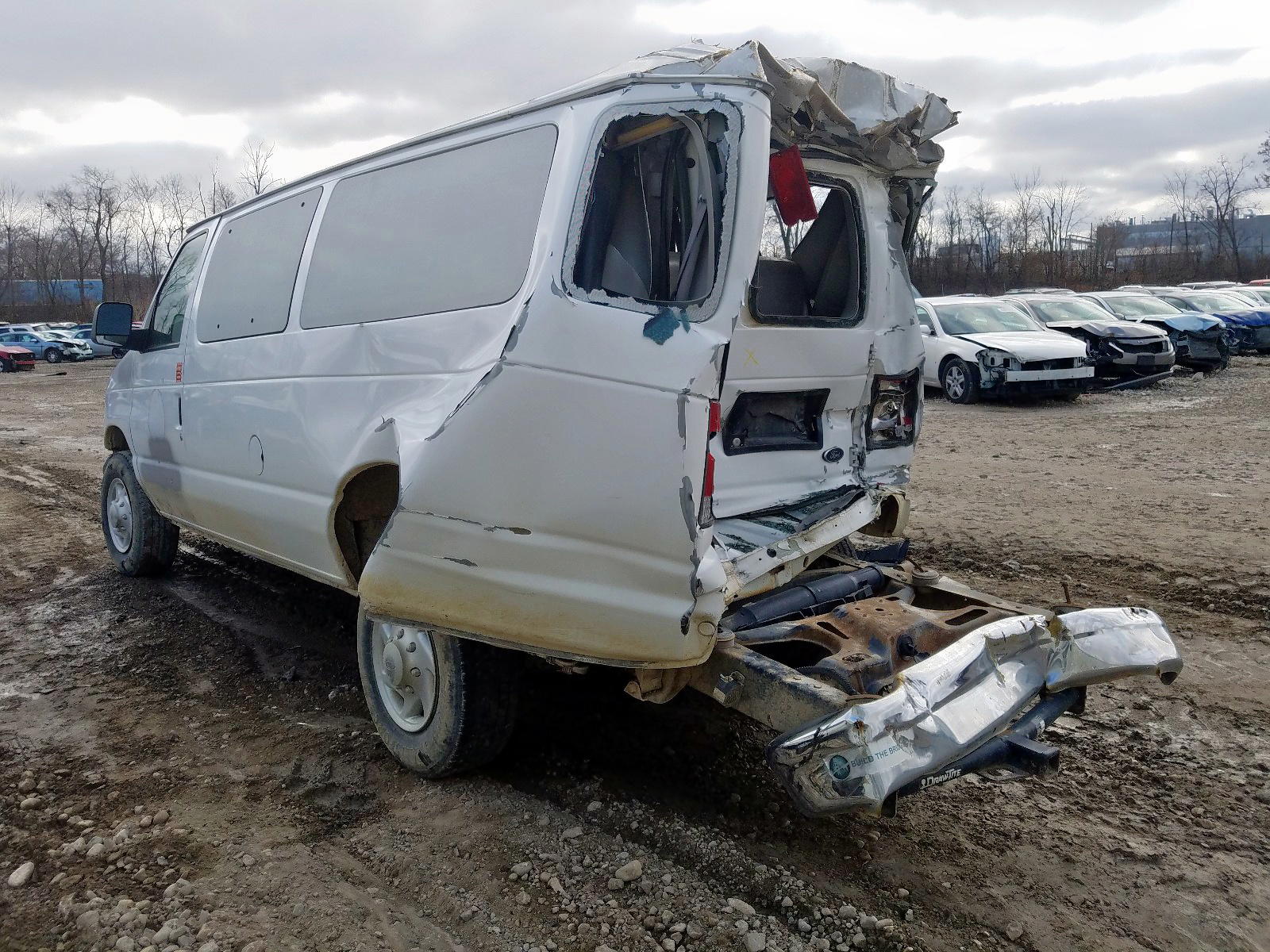 Photo 3 from auction – 2006 FORD ECONOLINE with VIN 1FBSS31L46HB40967