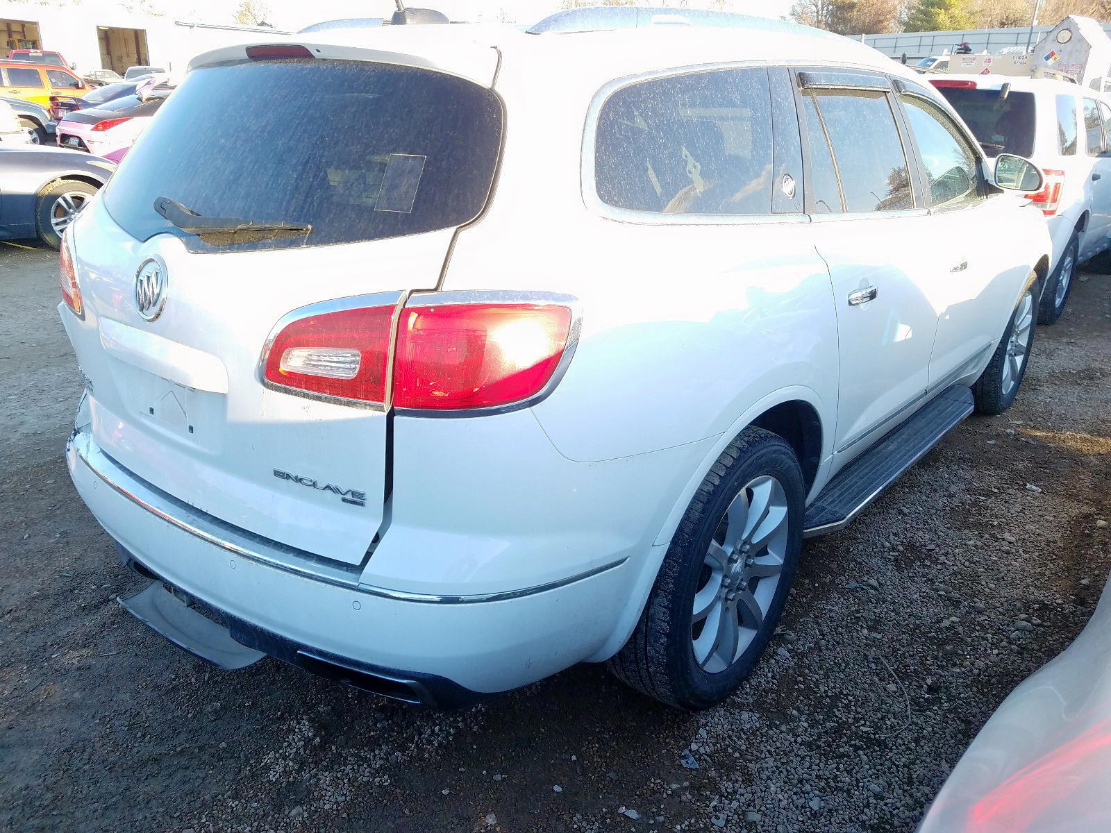 Photo 4 from auction – 2016 BUICK ENCLAVE with VIN 5GAKVCKD5GJ302515