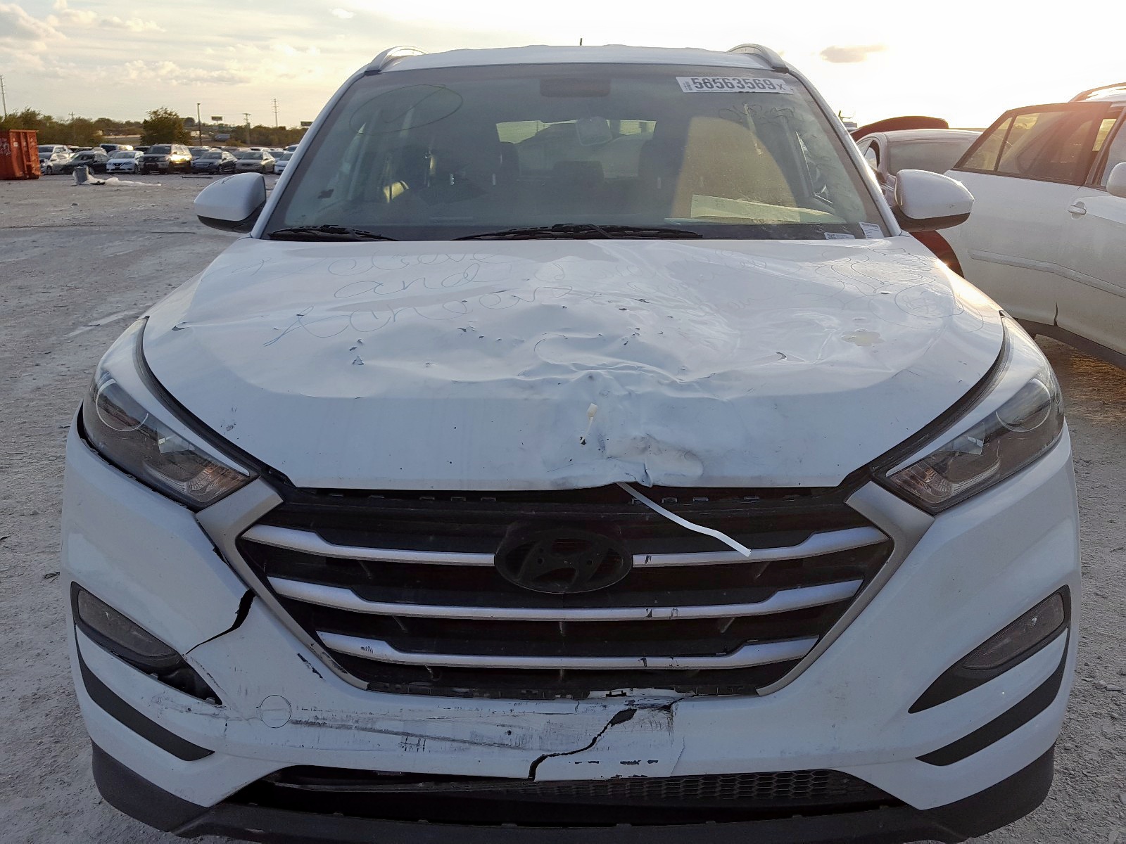 Photo 9 from auction – 2017 HYUNDAI TUCSON LIM with VIN KM8J33A47HU265853