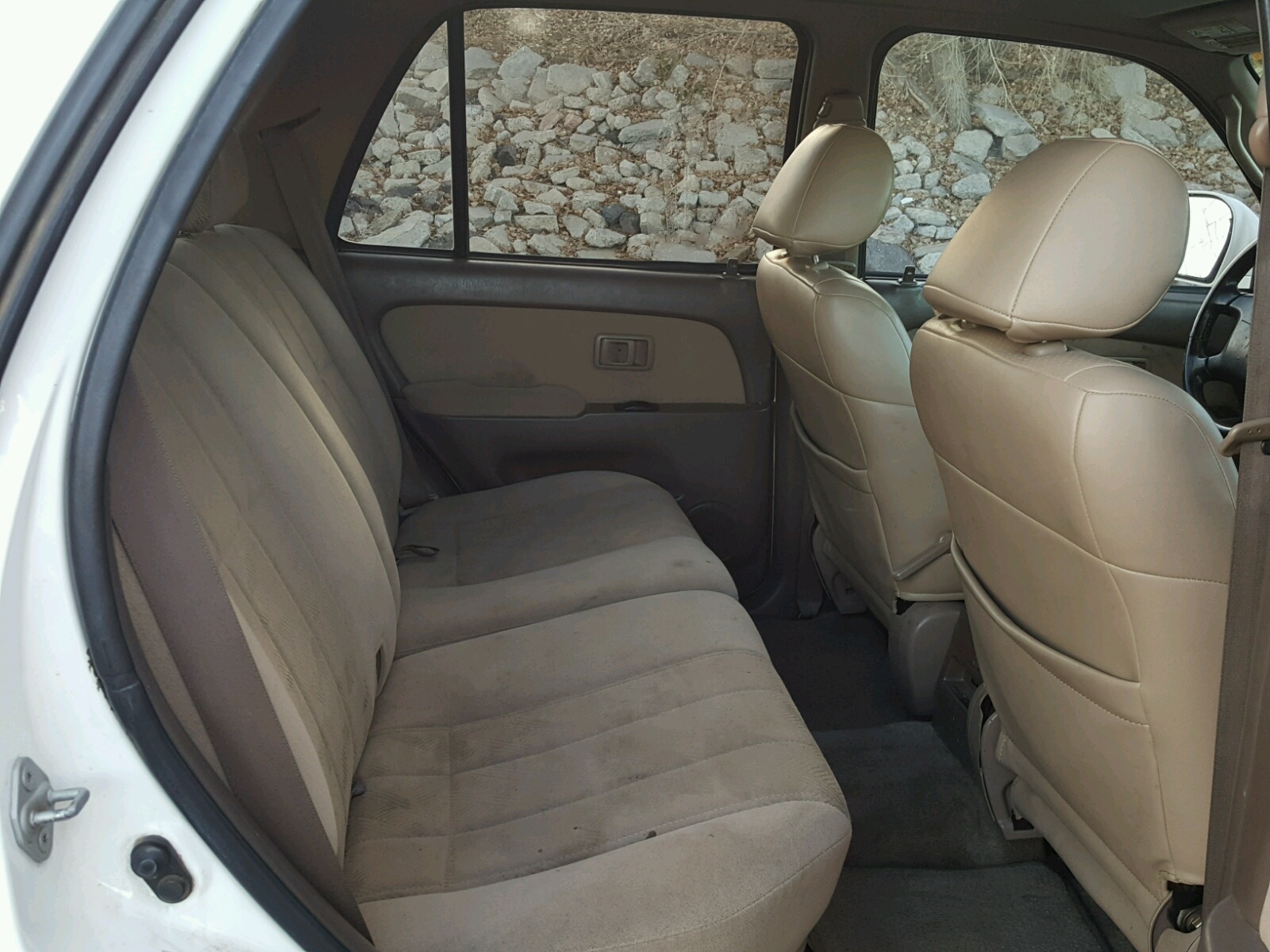 Photo 6 from auction – 2002 TOYOTA 4RUNNER SR with VIN JT3HN86R320375994