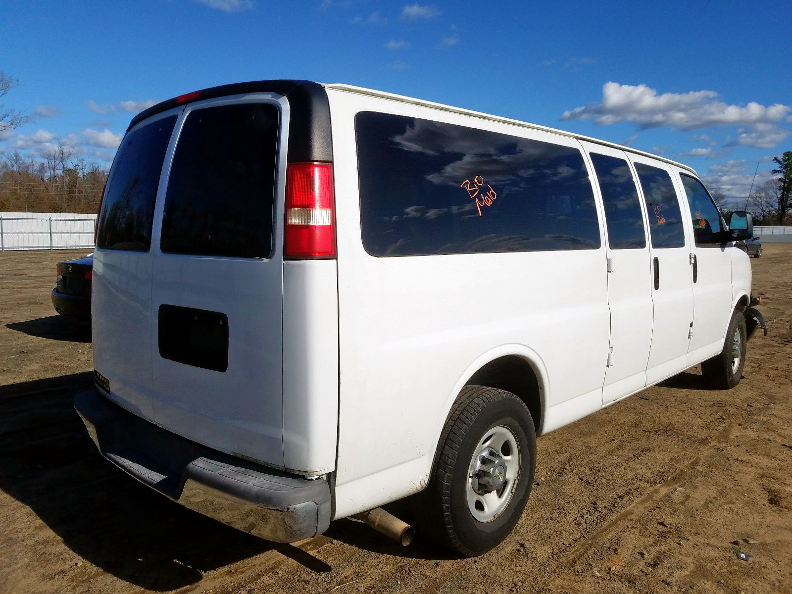 Photo 4 from auction – 2013 CHEVROLET EXPRESS G3 with VIN 1GAZG1FG2D1149077