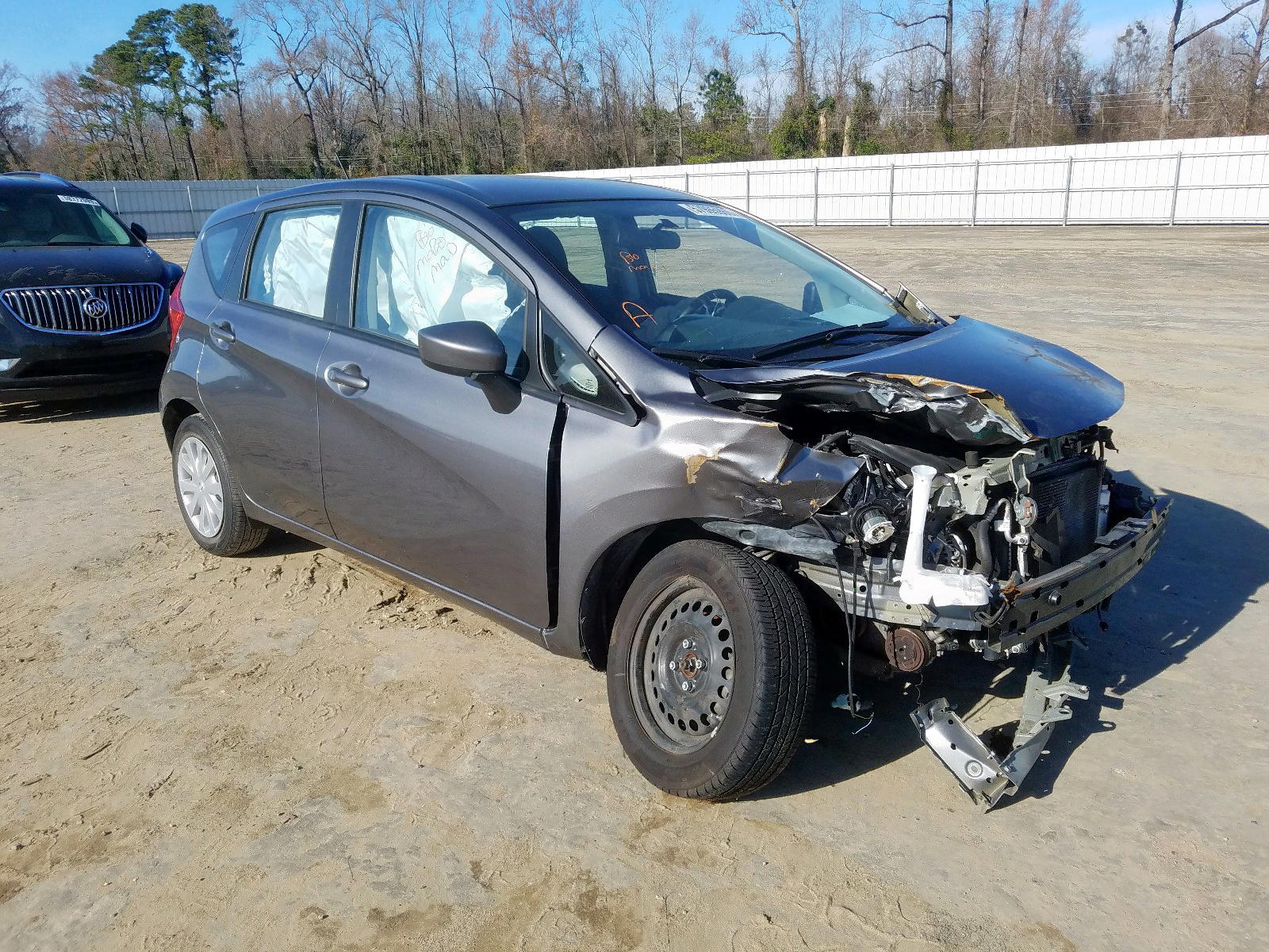 NISSAN VERSA NOTE 2016 with VIN 3N1CE2CP7GL398231 - Photo from auction