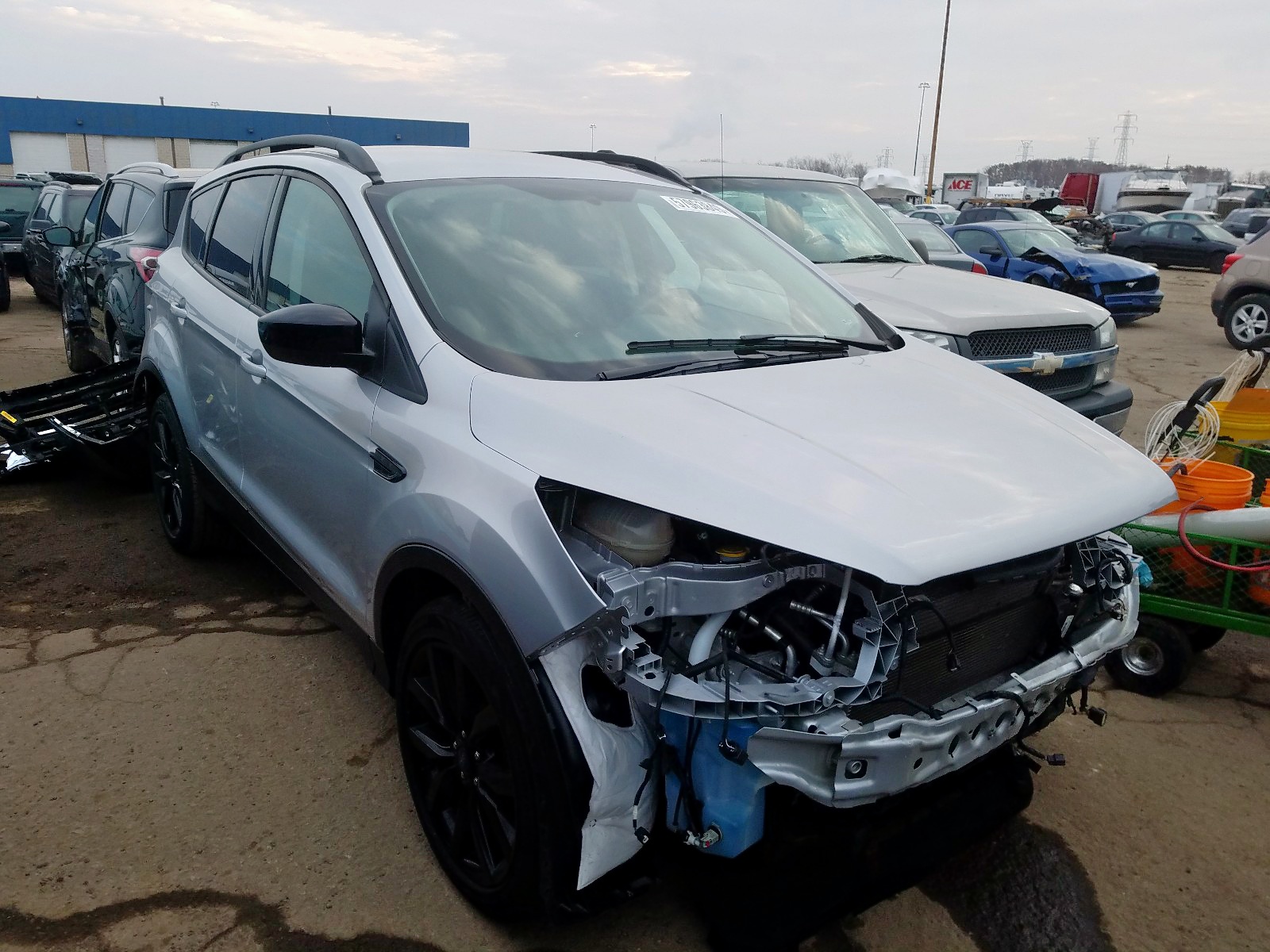 Photo 1 from auction – 2017 FORD ESCAPE SE with VIN 1FMCU0GDXHUE06166
