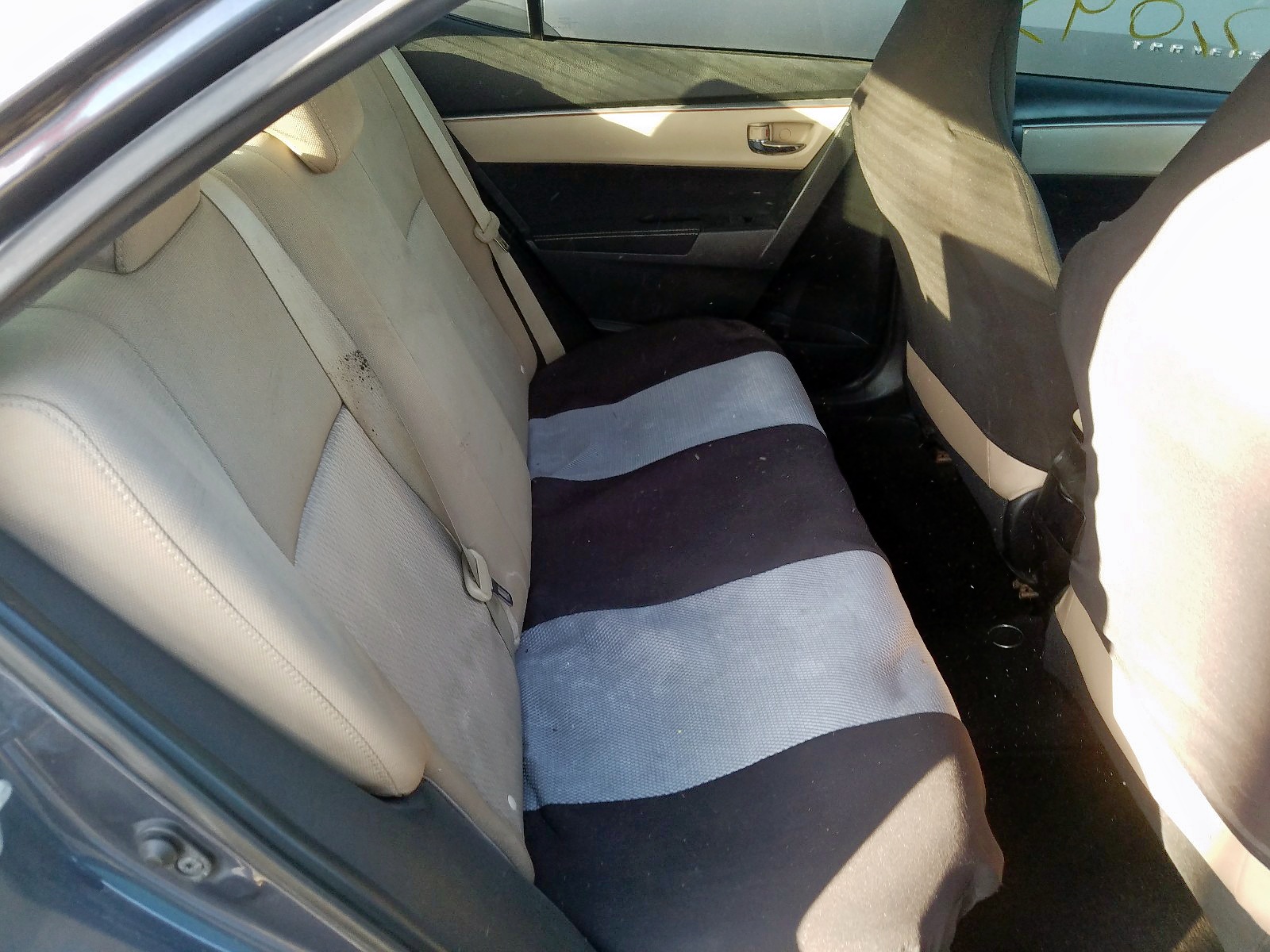 Photo 12 from auction – 2014 TOYOTA COROLLA L with VIN 5YFBURHE7EP177840