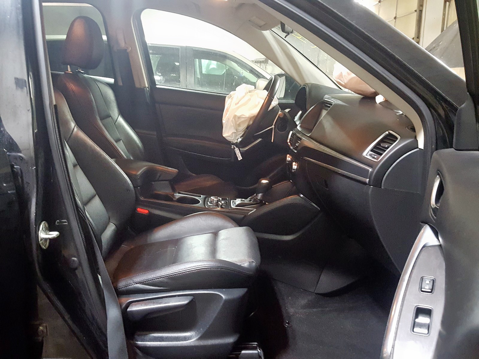 Photo 5 from auction – 2016 MAZDA CX-5 GT with VIN JM3KE4DY4G0780281
