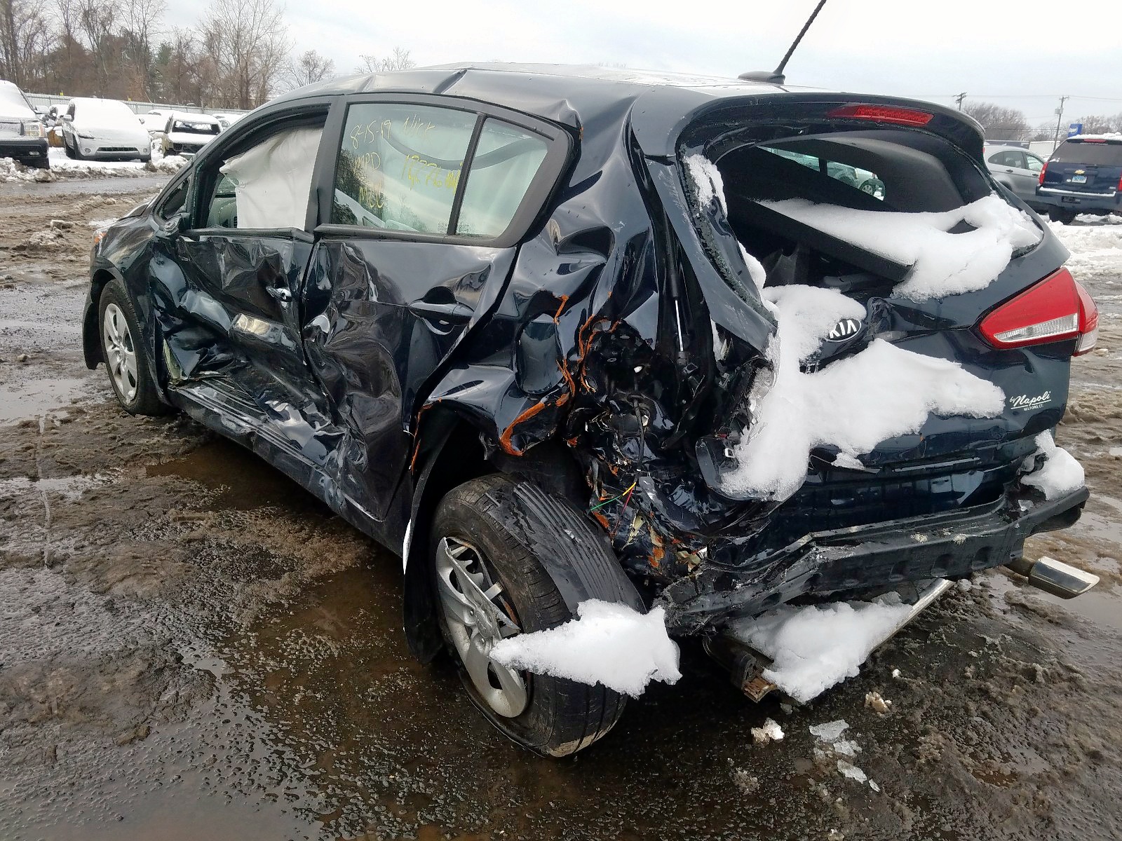 Photo 3 from auction – 2017 KIA FORTE LX with VIN KNAFK5A82H5677827