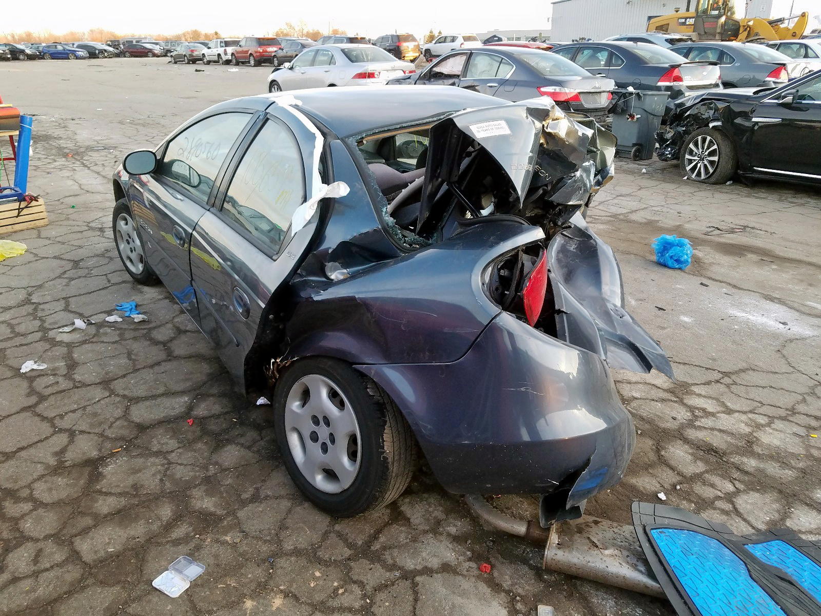 Photo 3 from auction – 2001 DODGE NEON with VIN 1B3ES46C31D260803