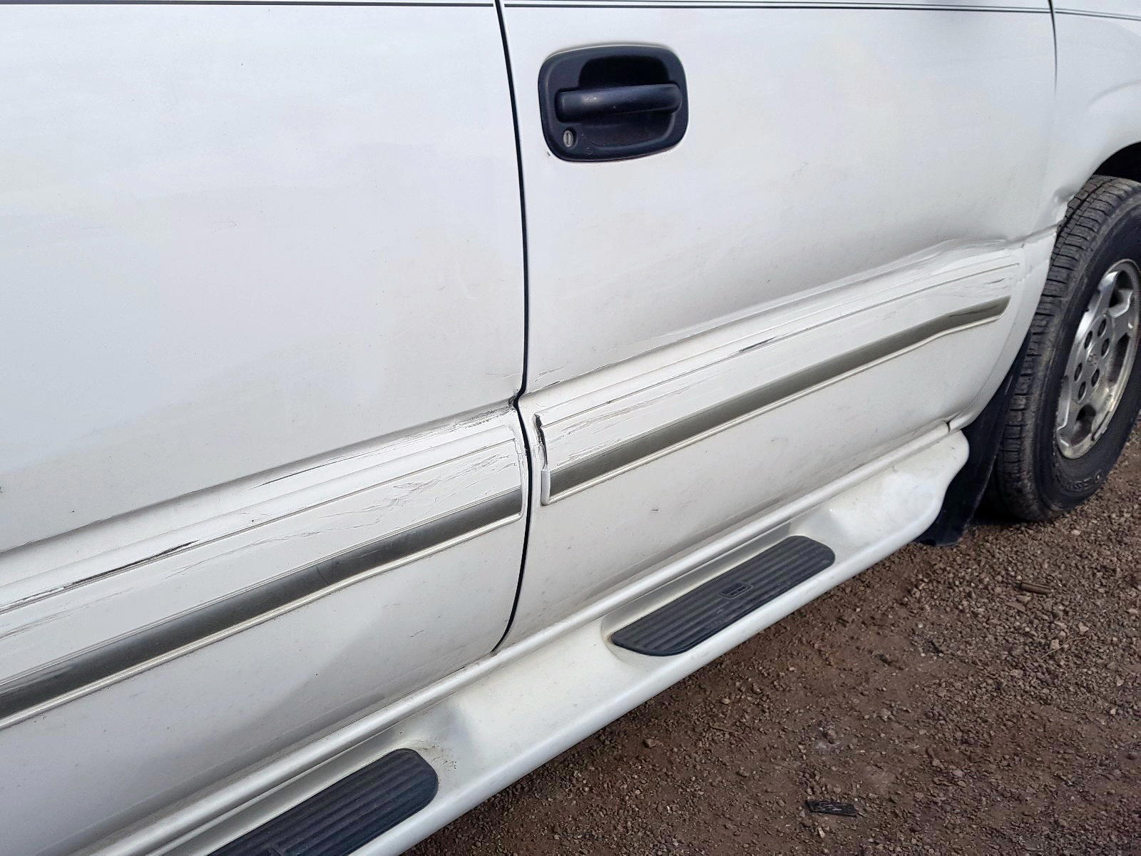 Photo 9 from auction – 2003 CHEVROLET SILVERADO with VIN 2GCEC19T531229282