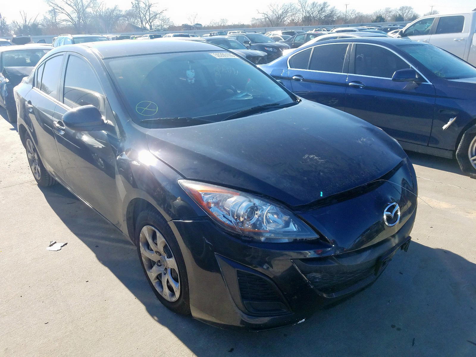 MAZDA 3 I 2011 with VIN JM1BL1UG3B1361460 - Photo from auction