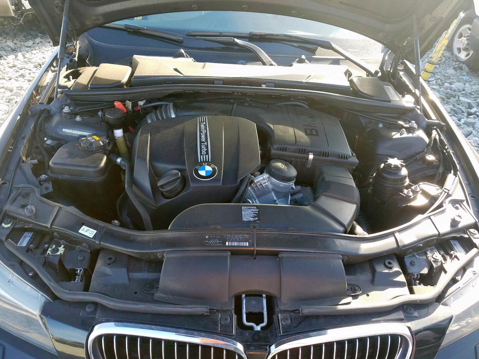 Photo 7 from auction – 2011 BMW 335 XI with VIN WBAPL5C53BA920824