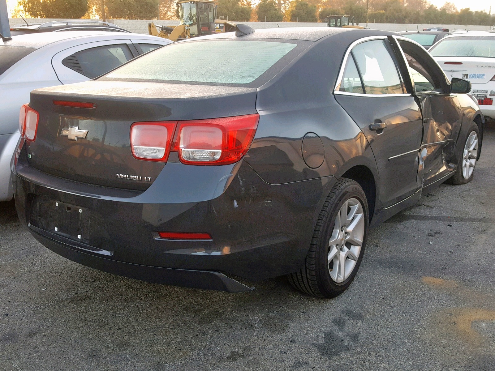 Photo 4 from auction – 2015 CHEVROLET MALIBU 1LT with VIN 1G11C5SL1FF190793