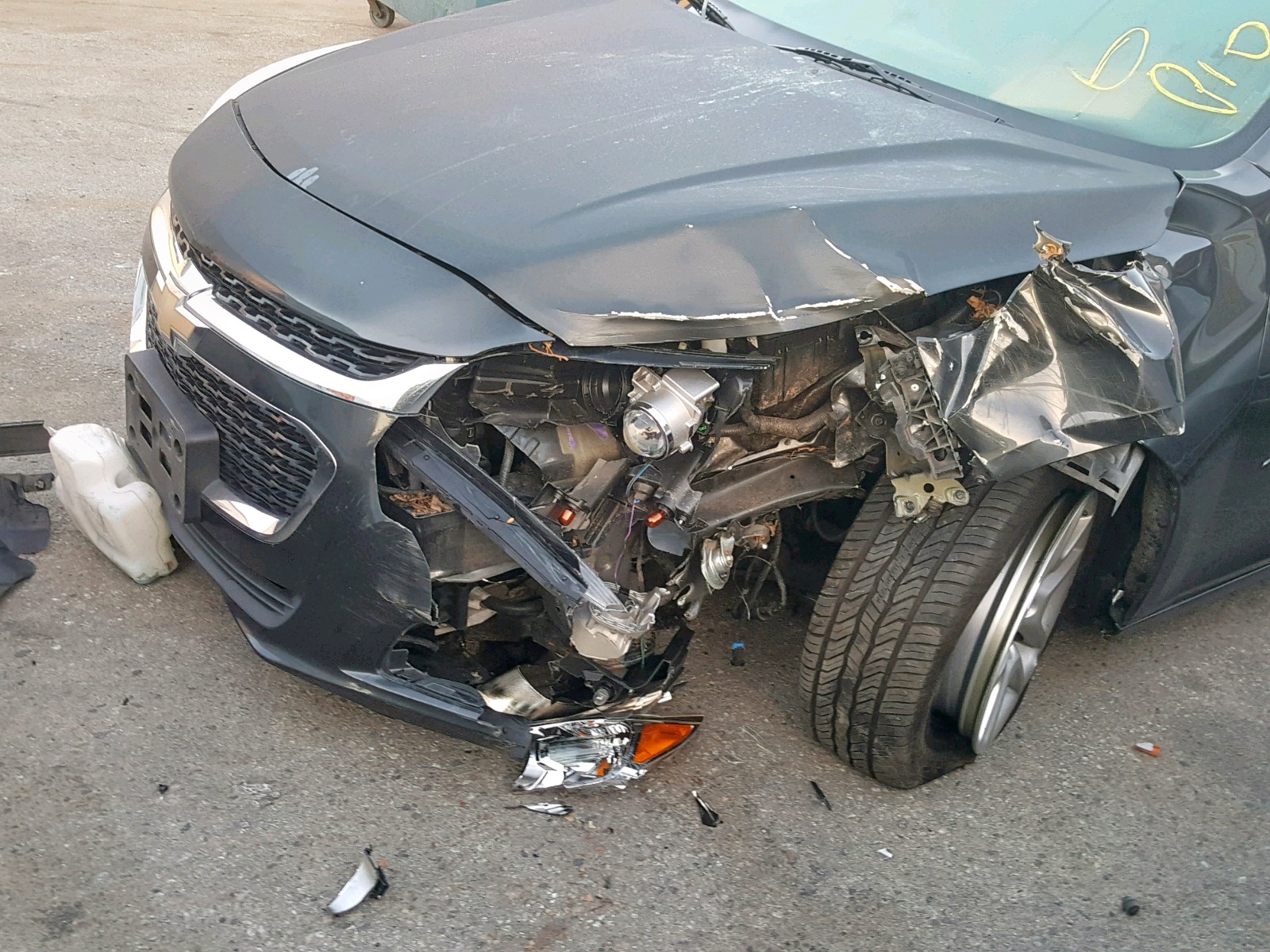 Photo 9 from auction – 2015 CHEVROLET MALIBU 1LT with VIN 1G11C5SL1FF190793