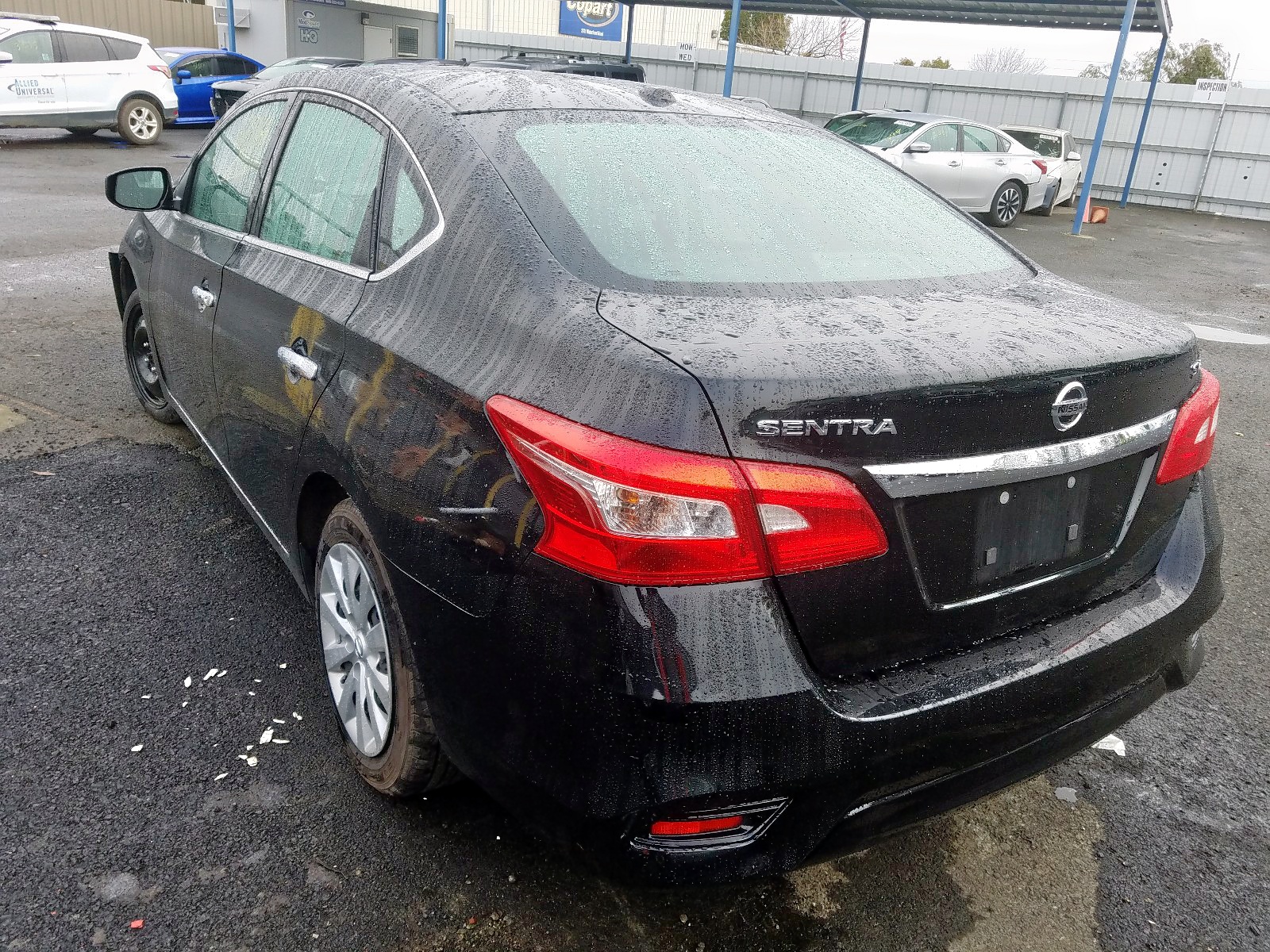 Zdjęcie 3 z aukcji – 2017 NISSAN SENTRA S z VIN 3N1AB7AP1HL694489