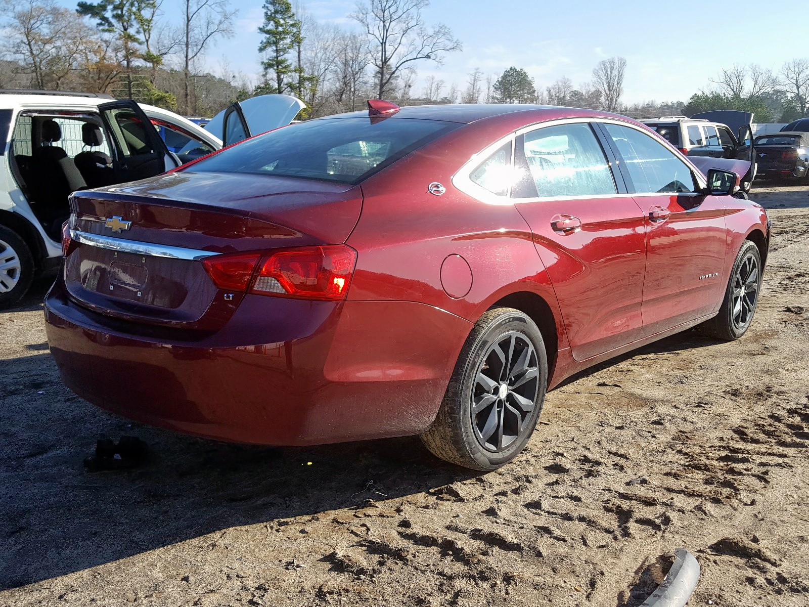 Photo 4 from auction – 2017 CHEVROLET IMPALA LT with VIN 2G1105SA9H9174733