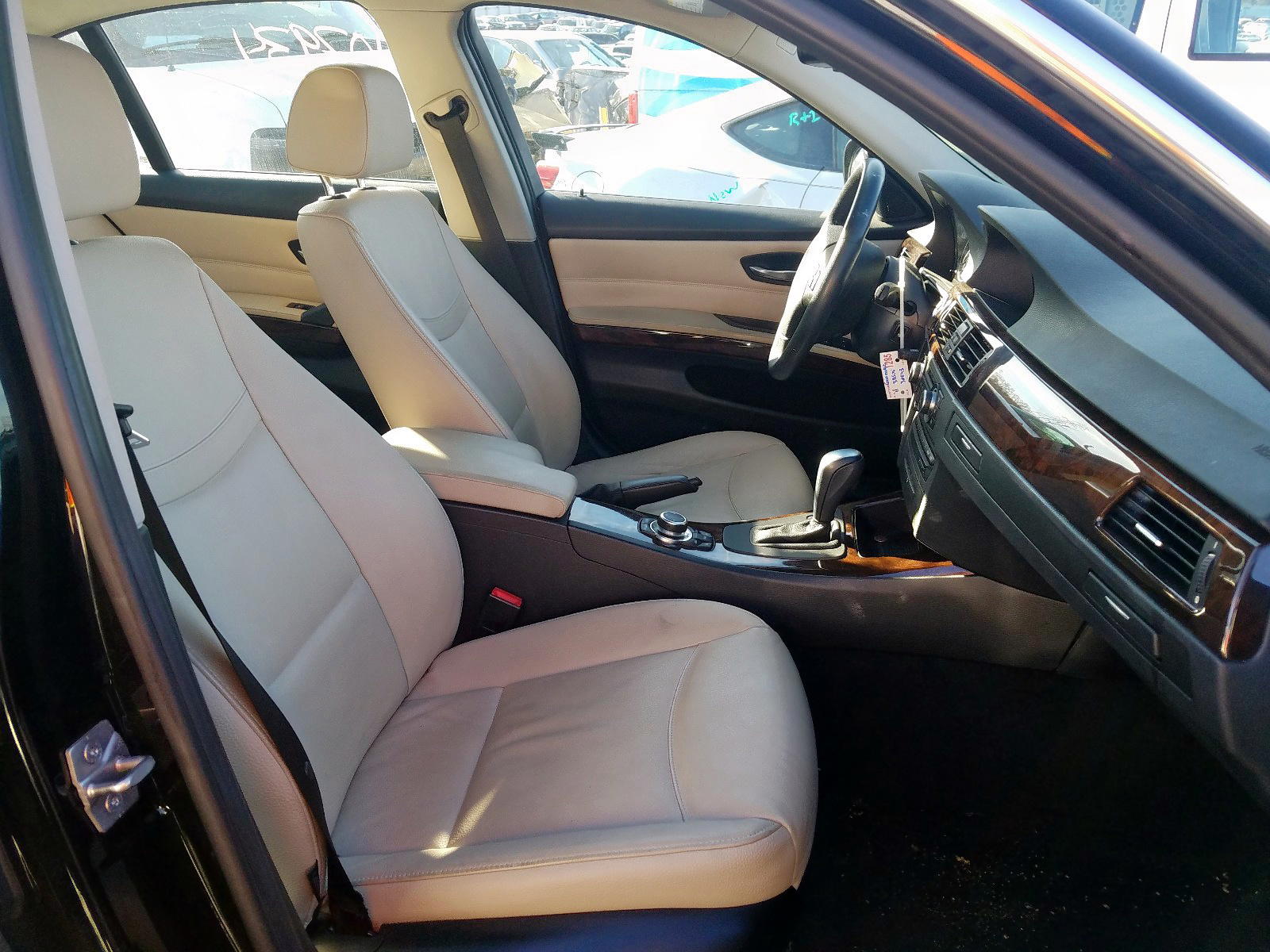 Photo 5 from auction – 2011 BMW 335 XI with VIN WBAPL5C53BA920824