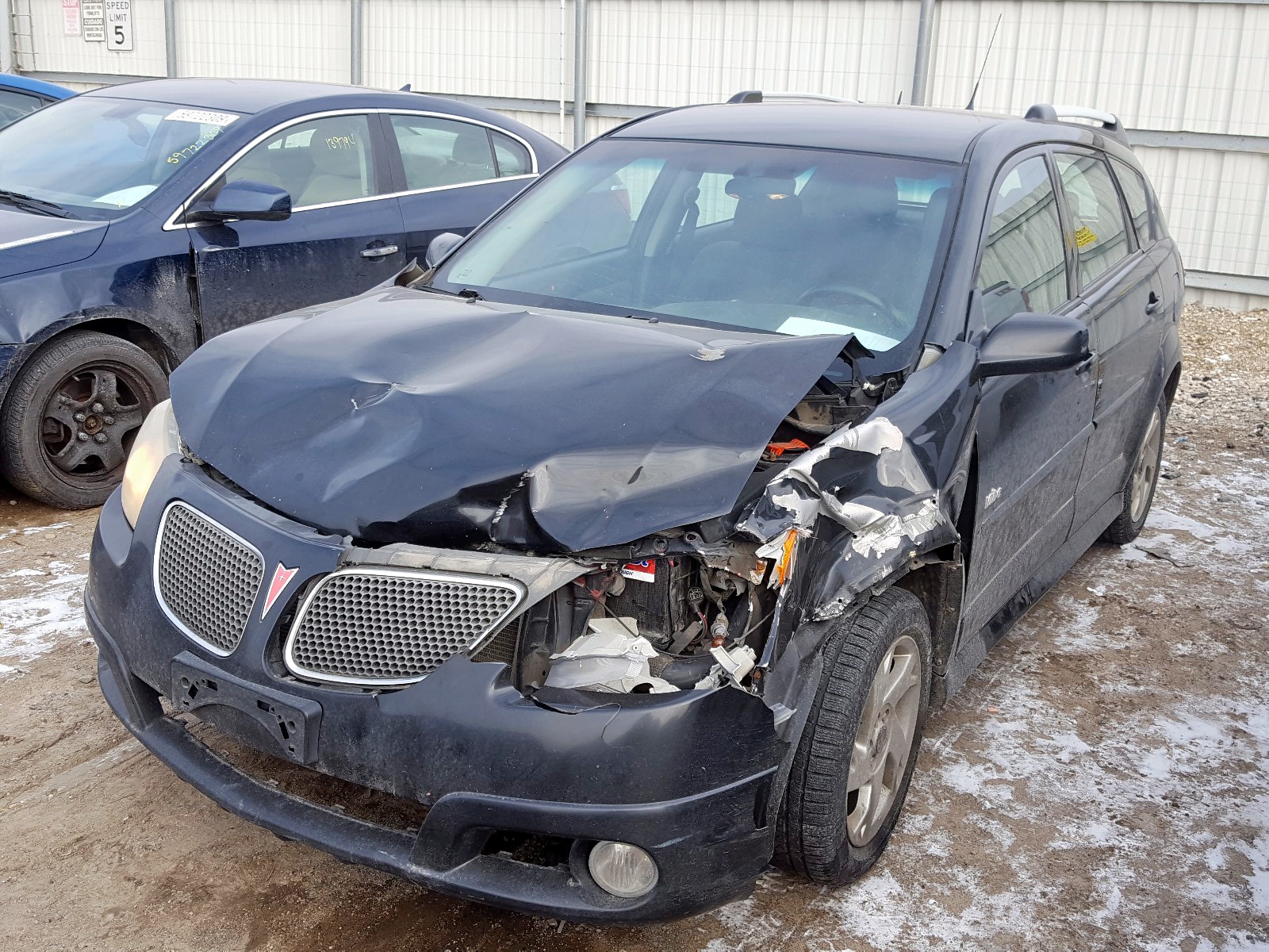 Photo 2 from auction – 2008 PONTIAC VIBE with VIN 5Y2SL65858Z420880