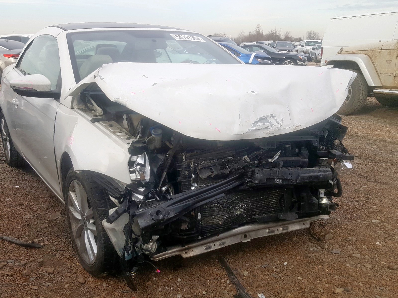 Photo 9 from auction – 2014 VOLKSWAGEN EOS KOMFOR with VIN WVWBW8AH1EV001453