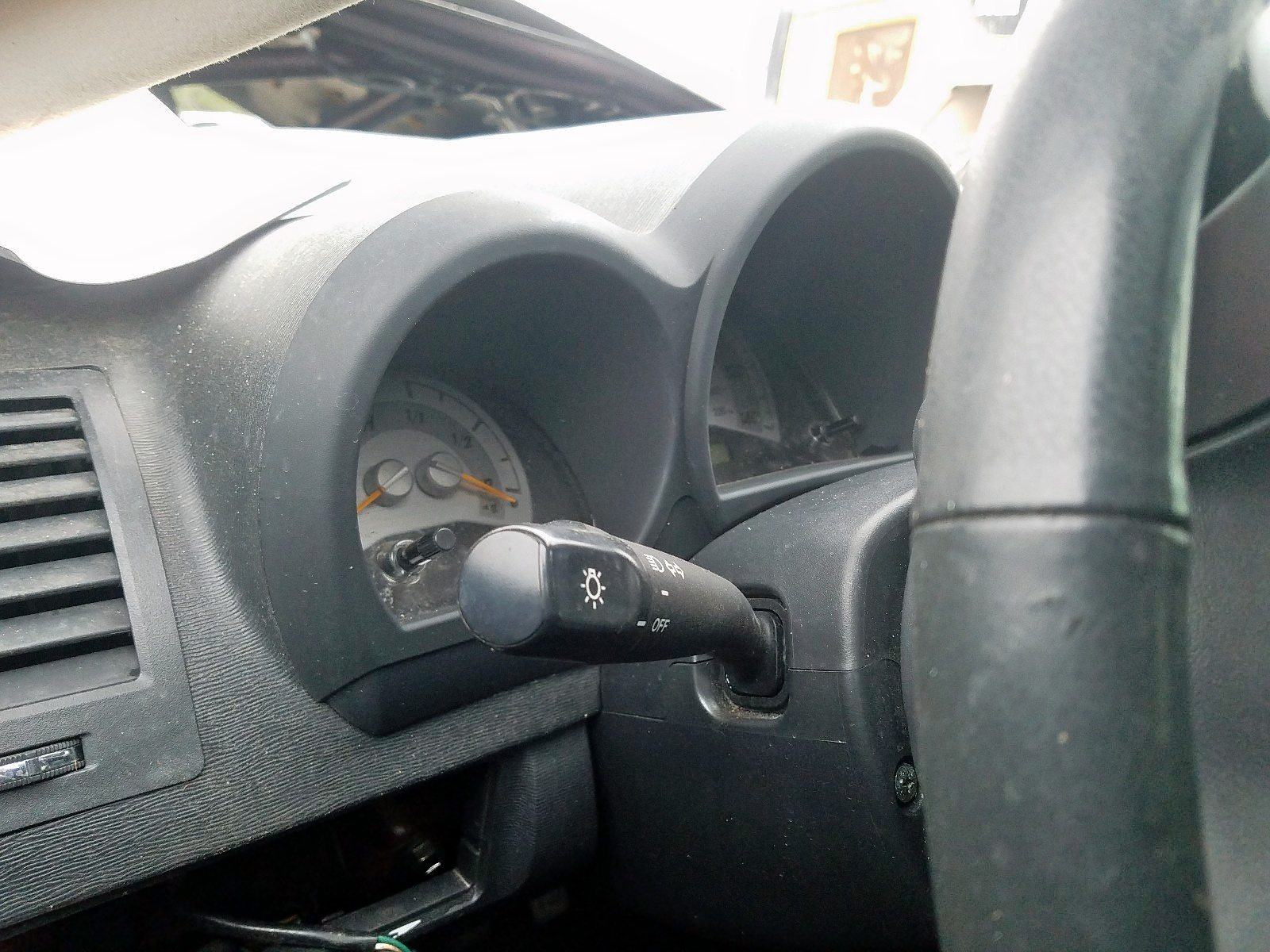 Photo 8 from auction – 2010 TOYOTA SCION TC with VIN JTKDE3B77A0315290
