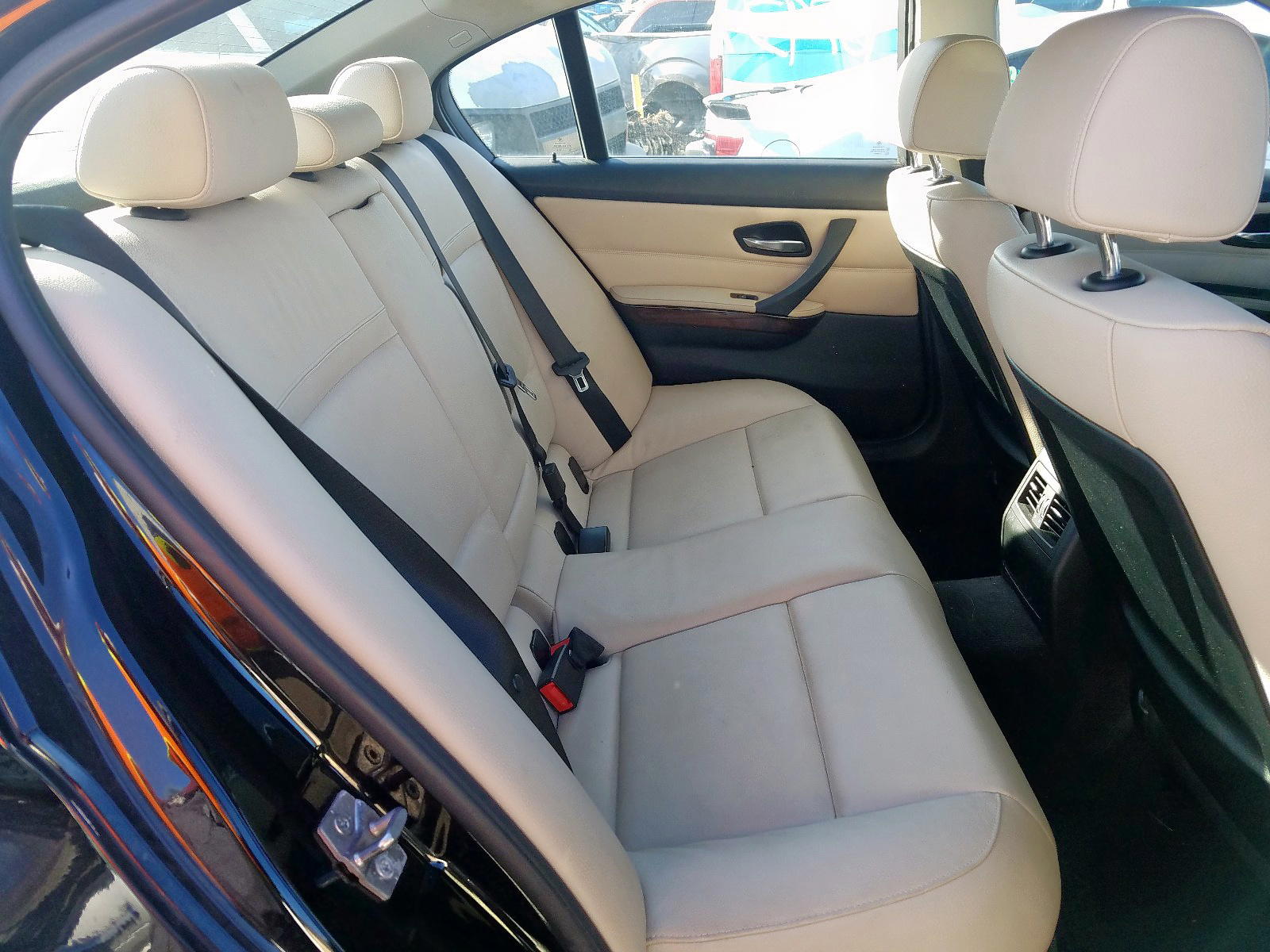 Photo 6 from auction – 2011 BMW 335 XI with VIN WBAPL5C53BA920824