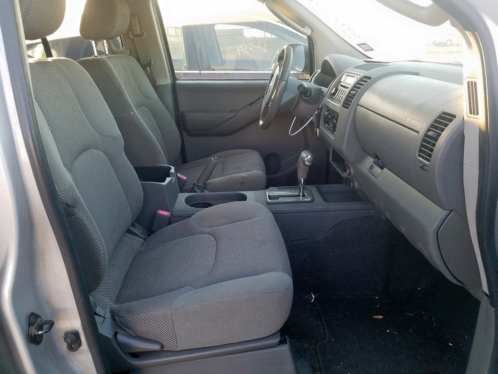 Photo 5 from auction – 2007 NISSAN FRONTIER C with VIN 1N6AD07U37C441418