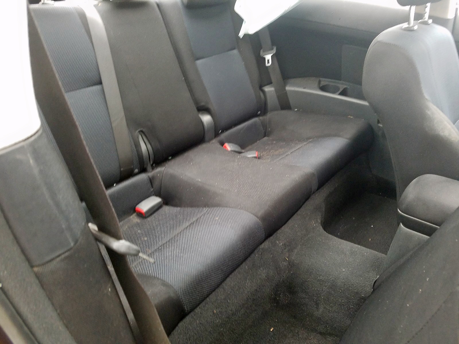 Photo 6 from auction – 2010 TOYOTA SCION TC with VIN JTKDE3B77A0315290