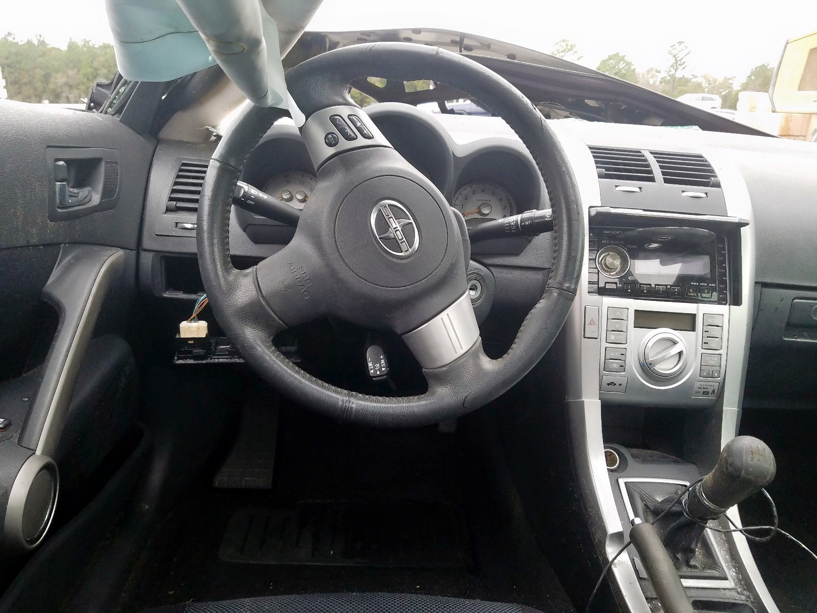 Photo 9 from auction – 2010 TOYOTA SCION TC with VIN JTKDE3B77A0315290
