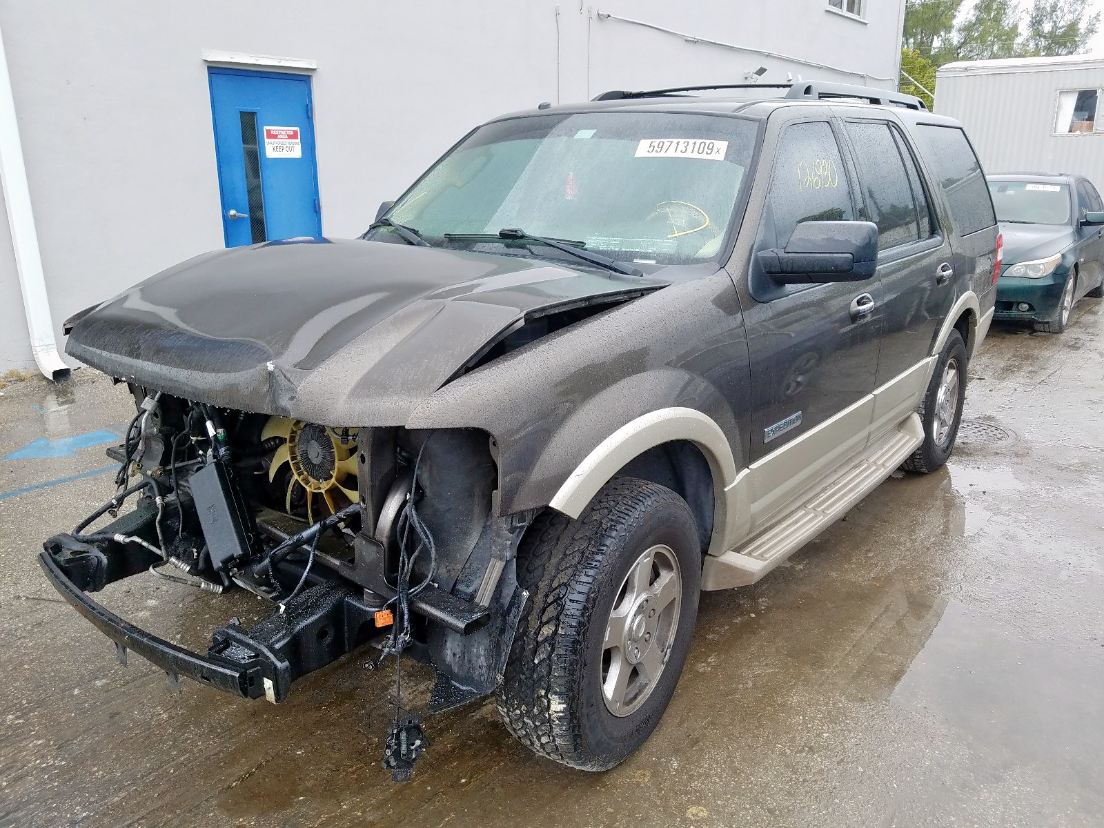 Photo 2 from auction – 2008 FORD EXPEDITION with VIN 1FMFU17578LA31676