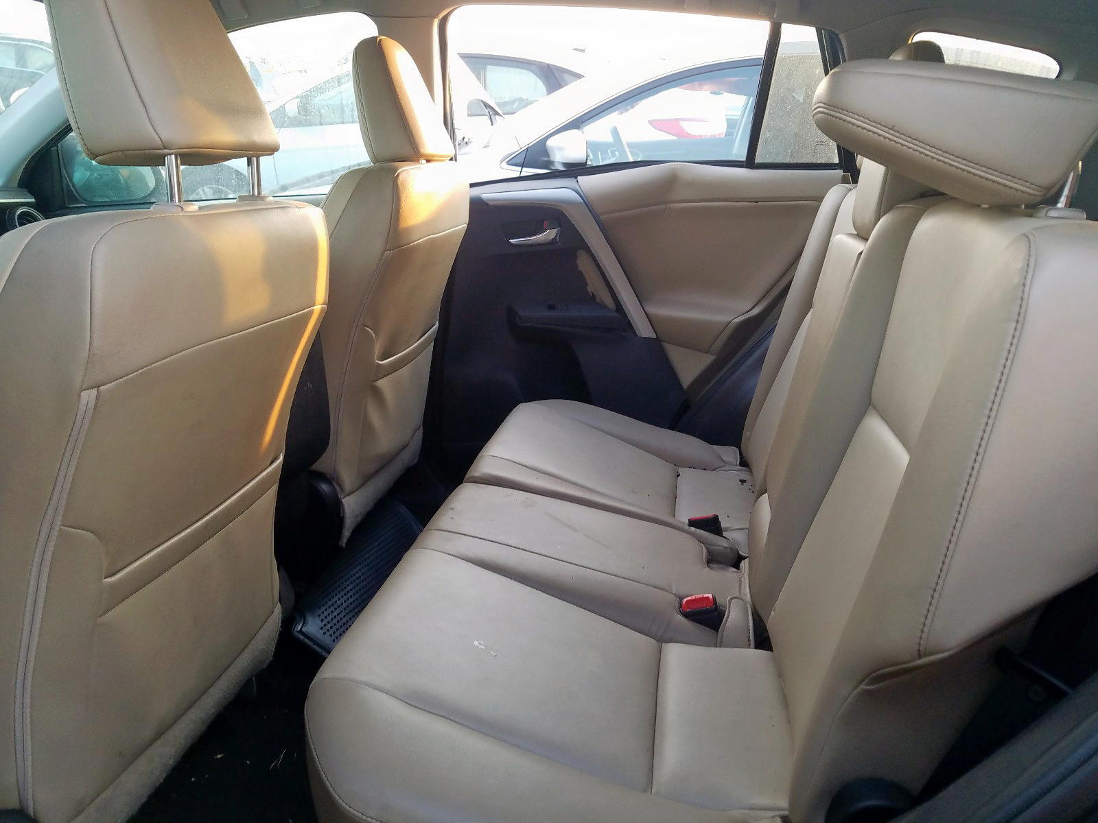 Photo 6 from auction – 2013 TOYOTA RAV4 LIMIT with VIN 2T3DFREV9DW078237