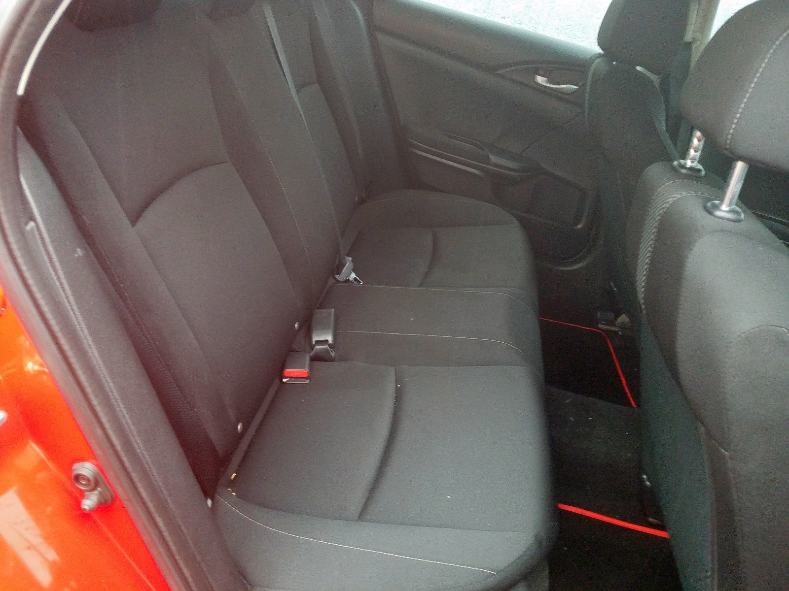 Photo 6 from auction – 2018 HONDA CIVIC LX with VIN 2HGFC2F57JH549628