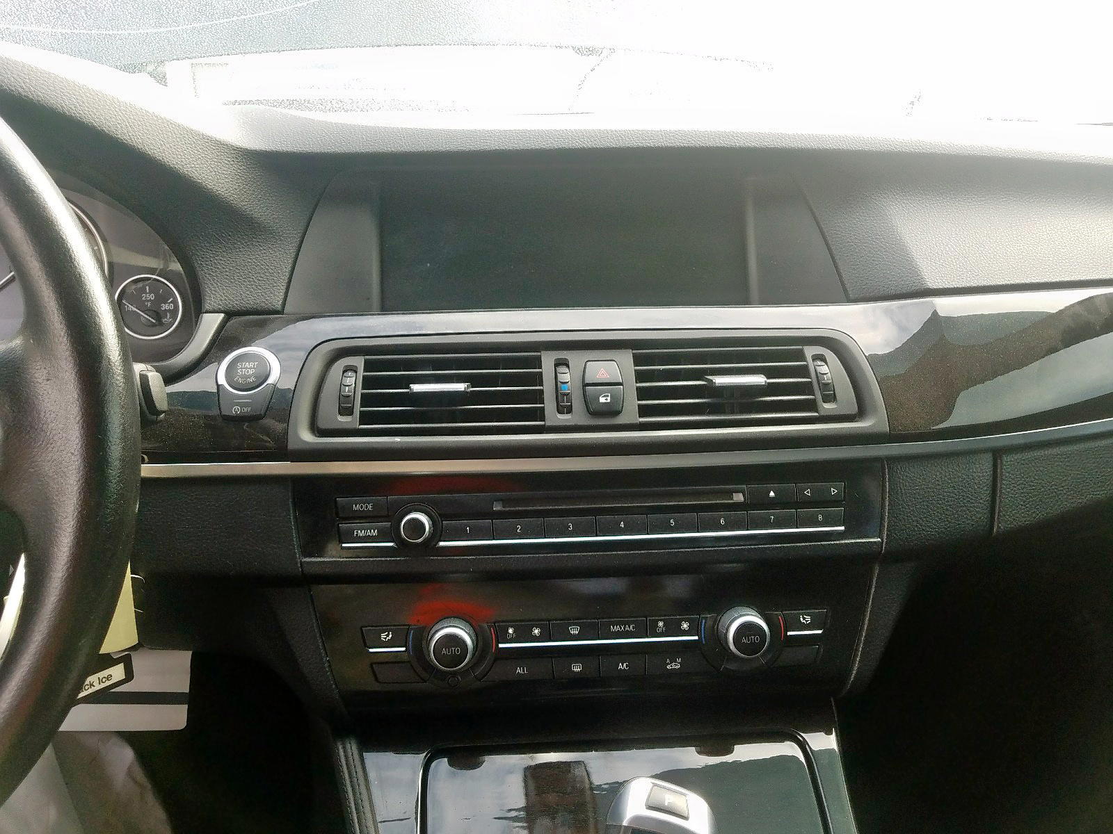 Photo 9 from auction – 2013 BMW 528 I with VIN WBAXG5C55DD230093