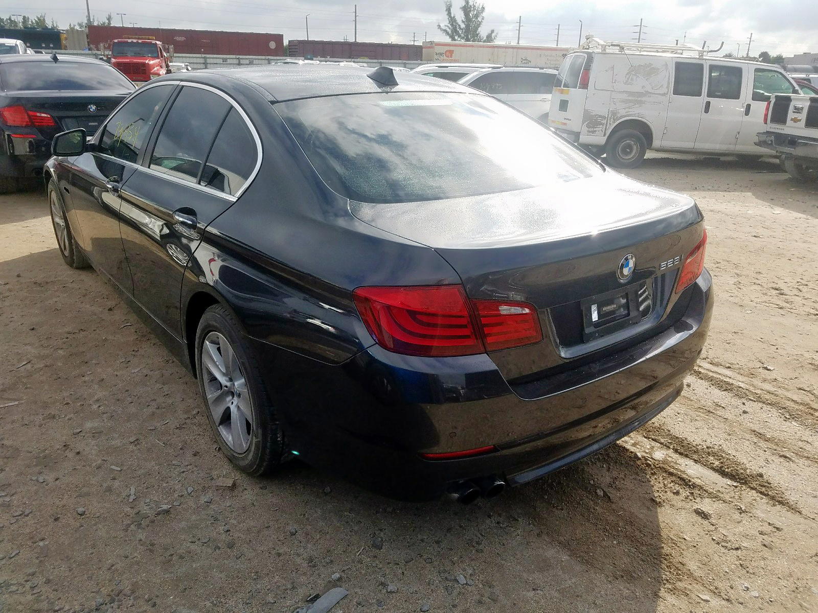 Photo 3 from auction – 2013 BMW 528 I with VIN WBAXG5C55DD230093