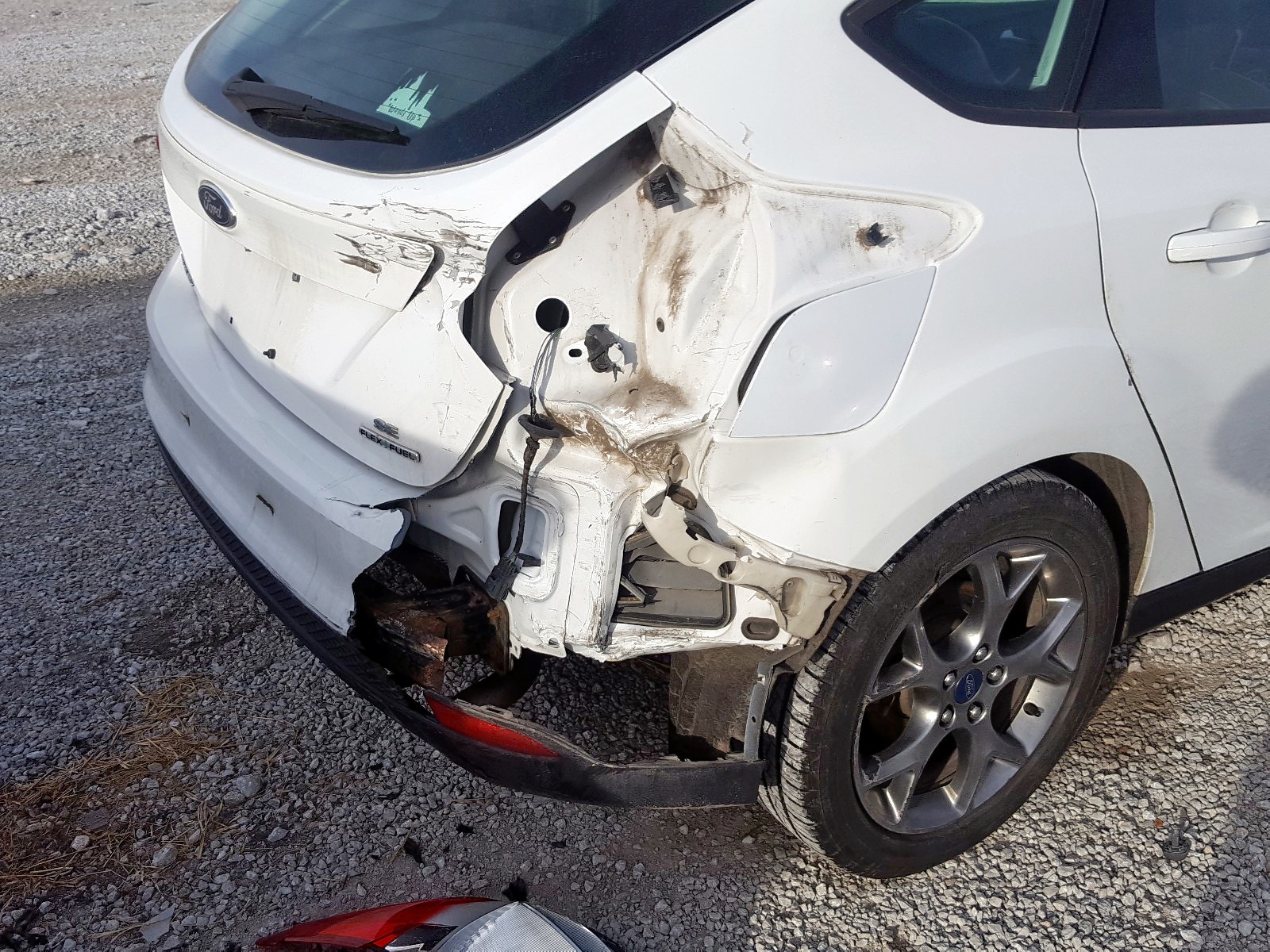Zdjęcie 9 z aukcji – 2013 FORD FOCUS SE z VIN 1FADP3K28DL169139