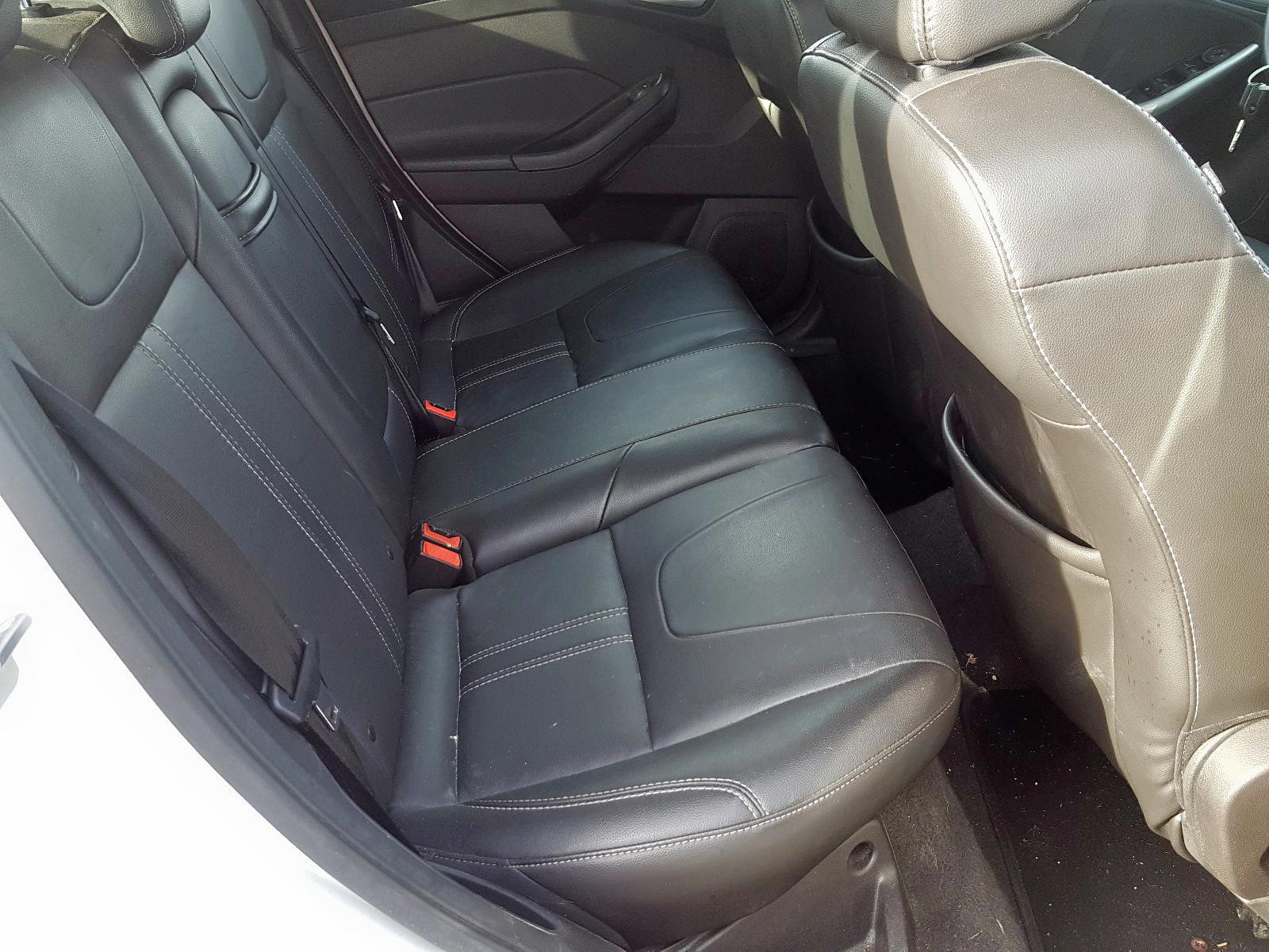Photo 6 from auction – 2013 FORD FOCUS SE with VIN 1FADP3K28DL169139