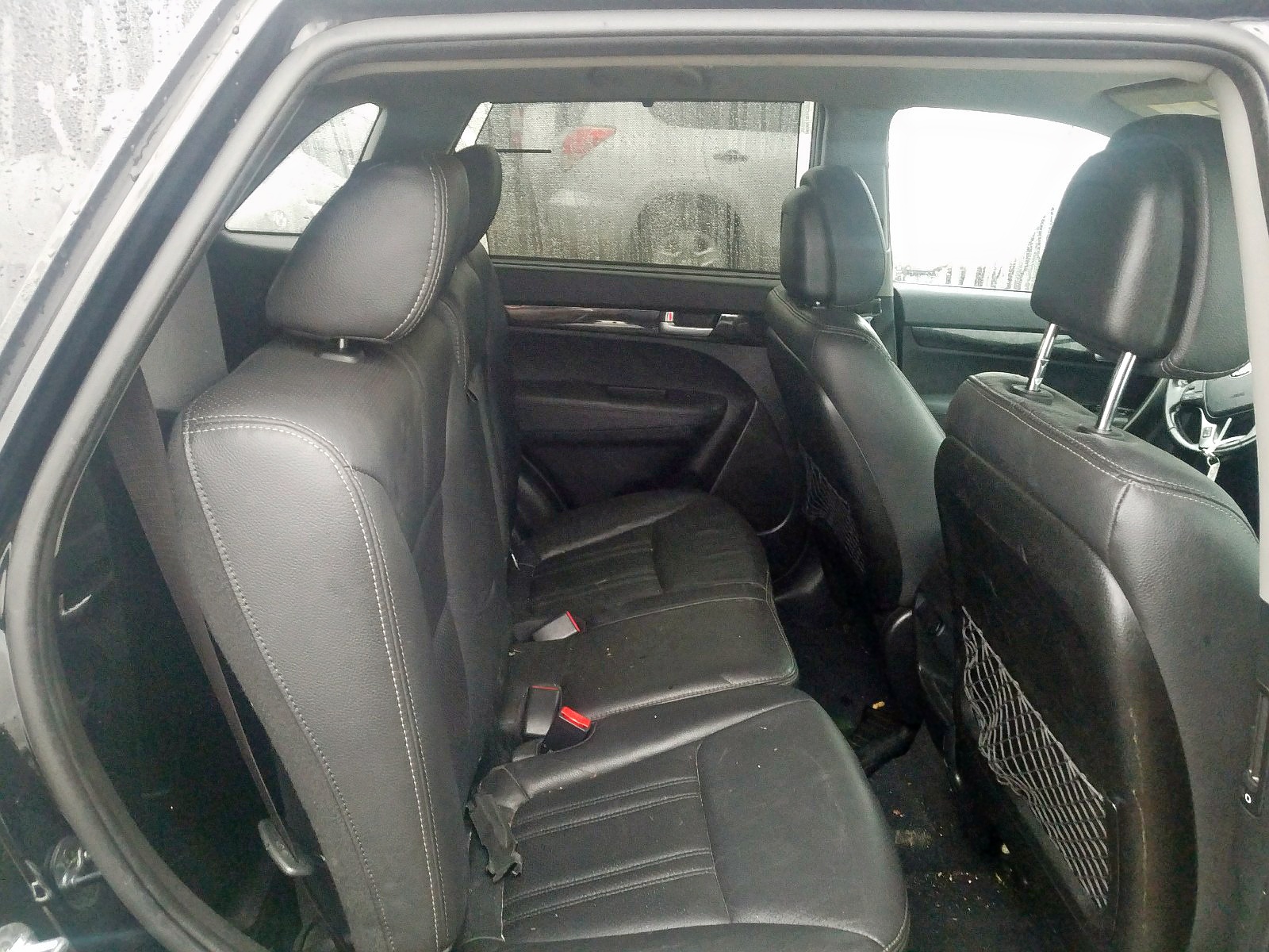 Photo 6 from auction – 2015 KIA SORENTO LX with VIN 5XYKT3A6XFG654513