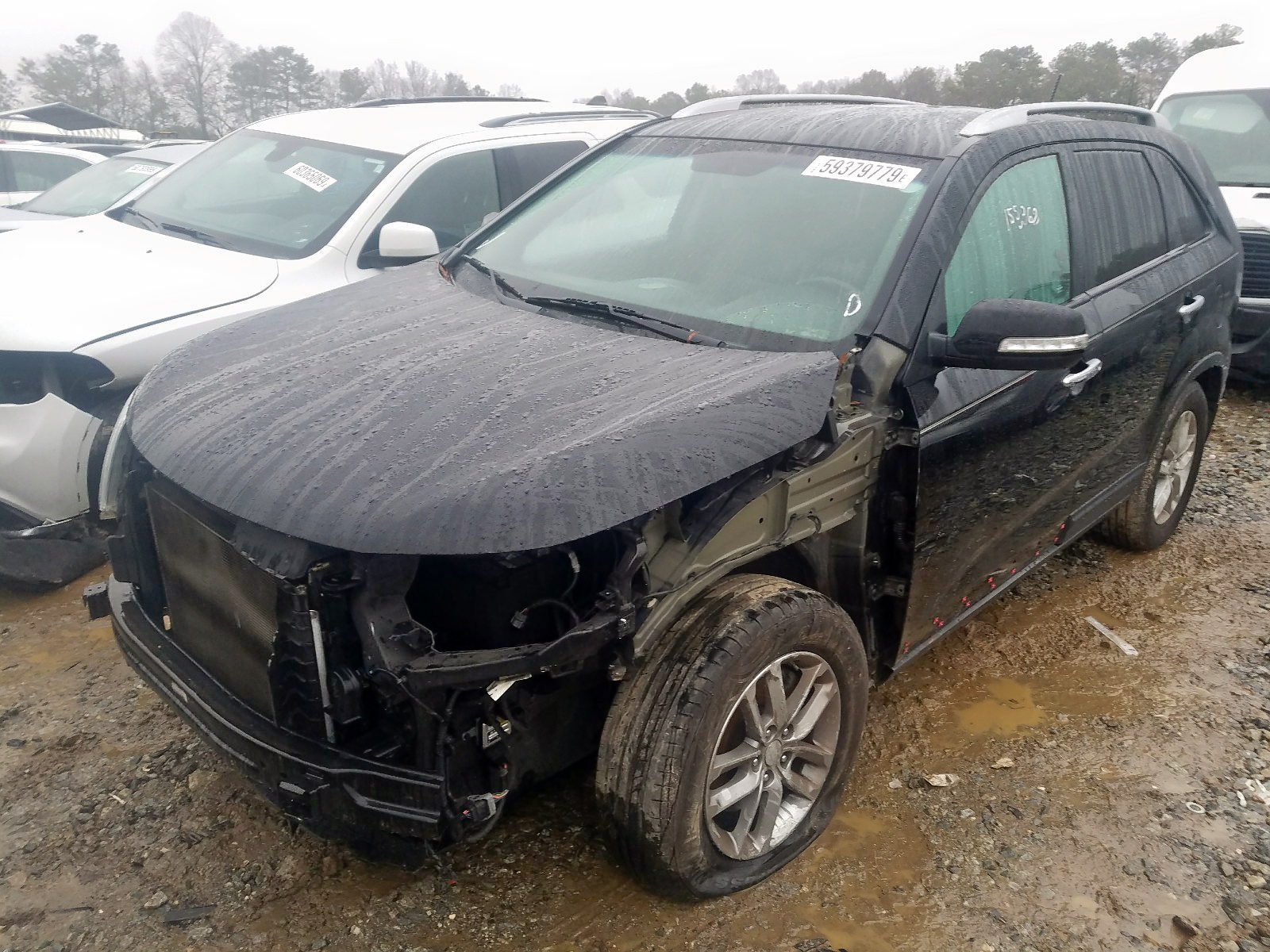 Photo 2 from auction – 2015 KIA SORENTO LX with VIN 5XYKT3A6XFG654513