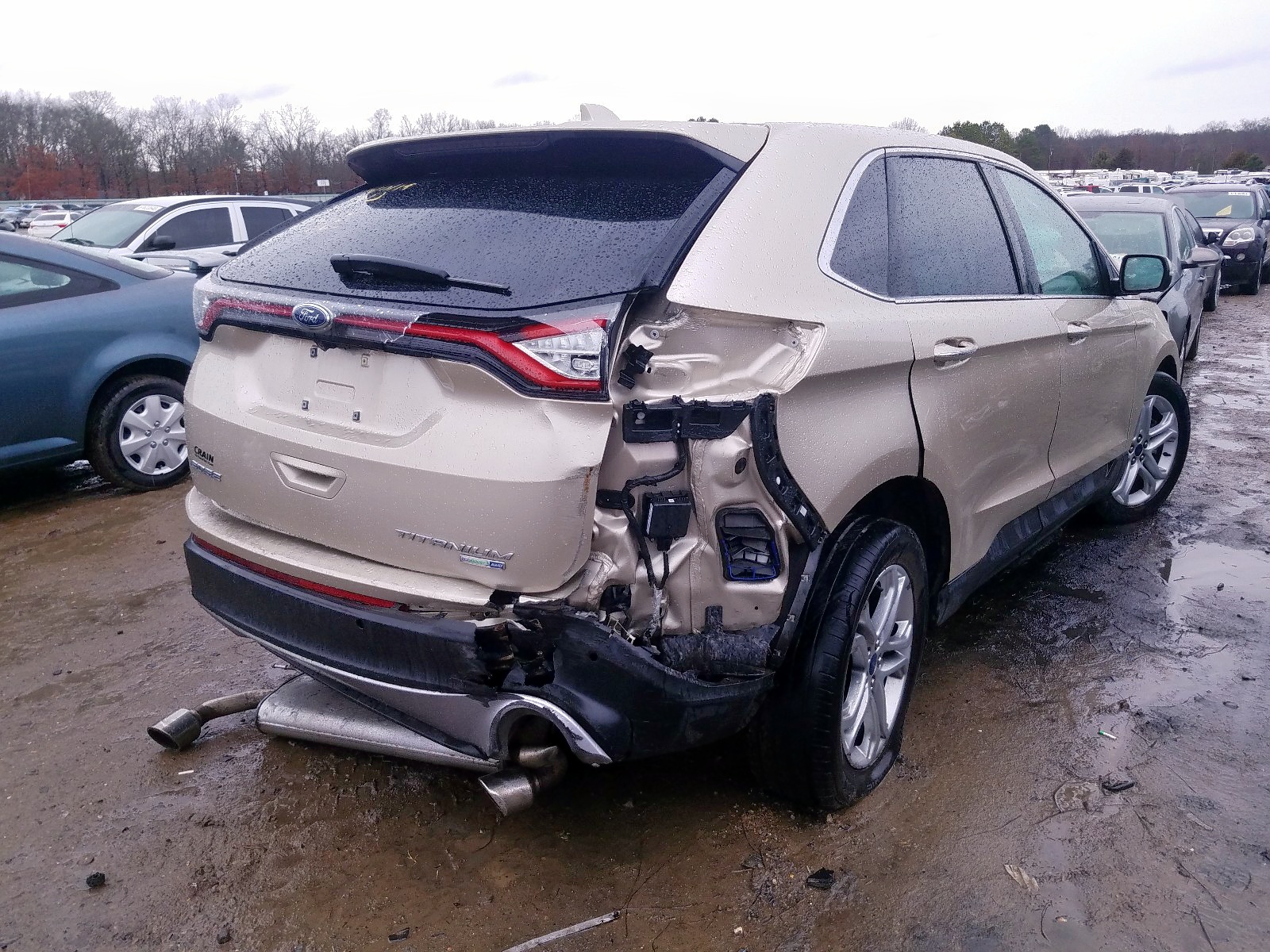 Photo 4 from auction – 2017 FORD EDGE TITAN with VIN 2FMPK4K94HBC13051