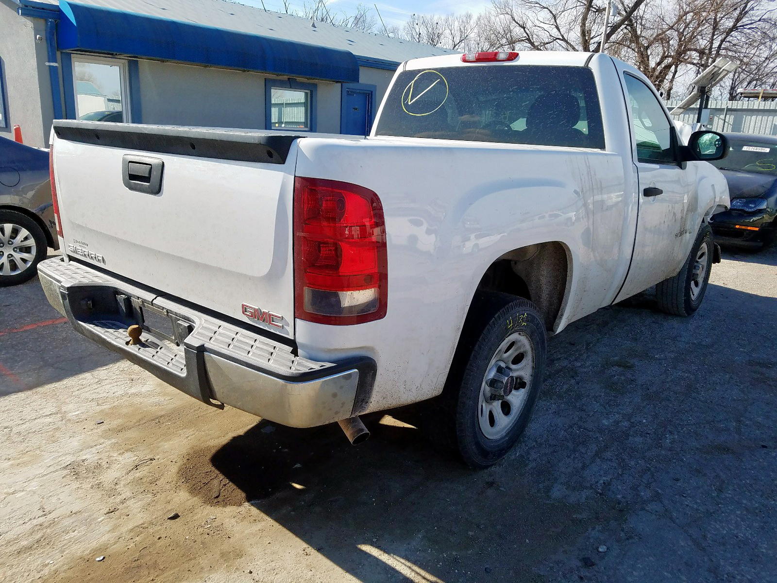 Photo 4 from auction – 2008 GMC SIERRA with VIN 1GTEC14X28Z304867