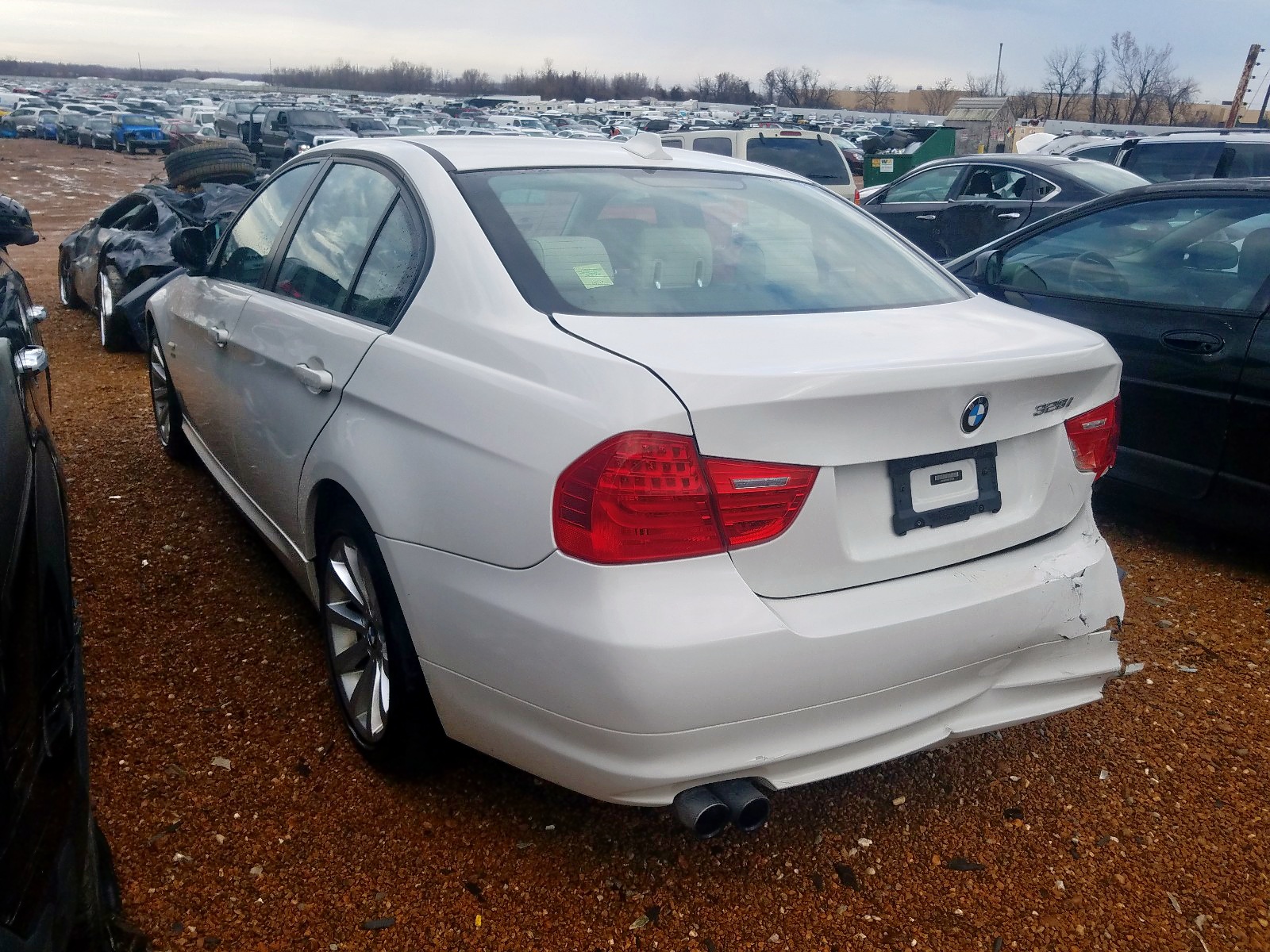 Photo 3 from auction – 2011 BMW 328 XI SUL with VIN WBAPK5C5CBF127056
