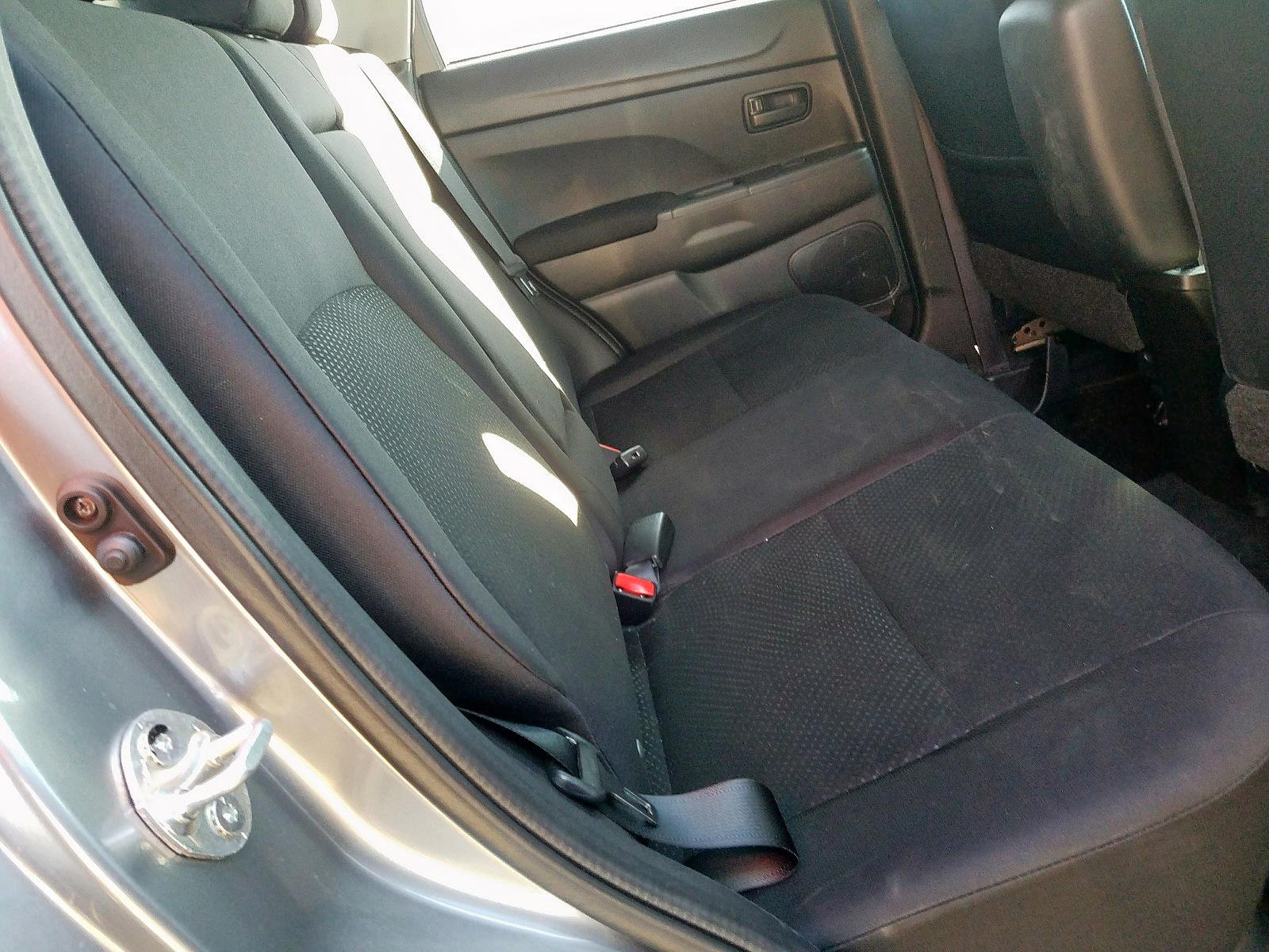 Photo 6 from auction – 2014 MITSUBISHI OUTLANDER with VIN 4A4AR3AU4EE023376
