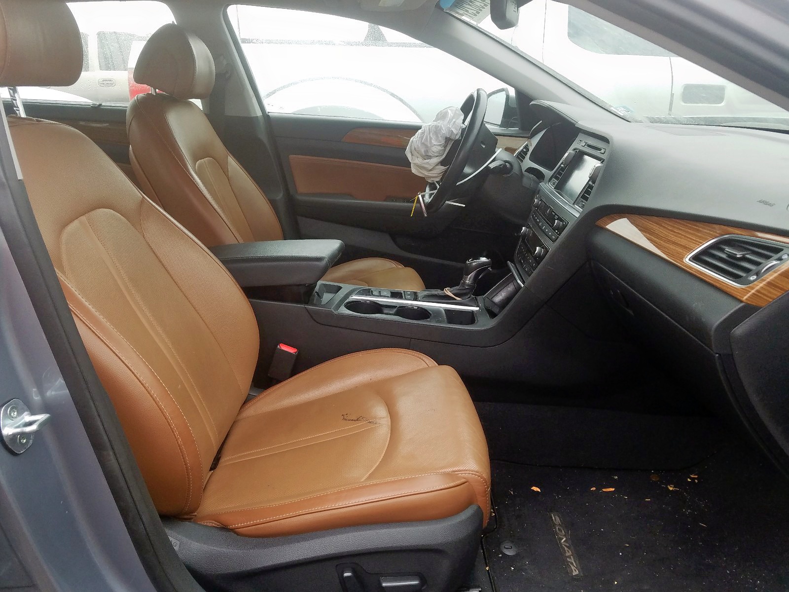Photo 5 from auction – 2015 HYUNDAI SONATA SPO with VIN 5NPE34AF6FH227776