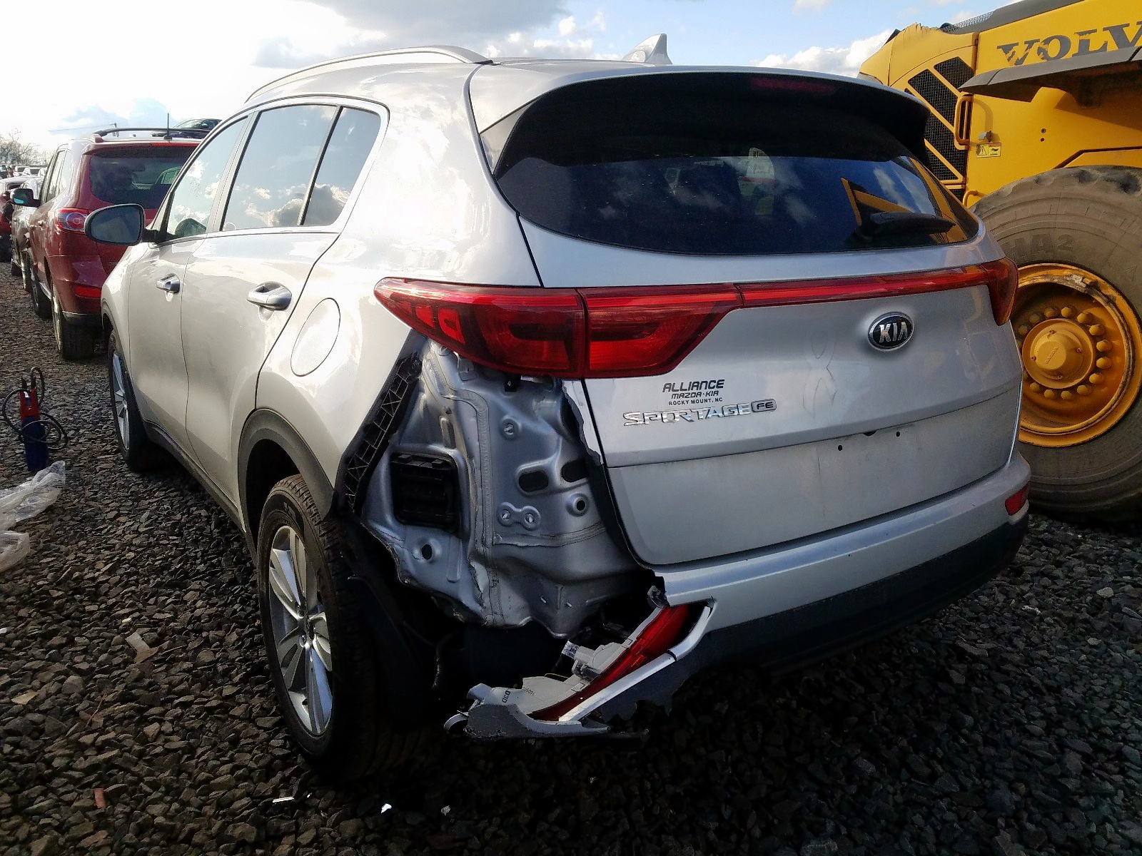 Photo 3 from auction – 2017 KIA SPORTAGE L with VIN KNDPM3AC7H7109975